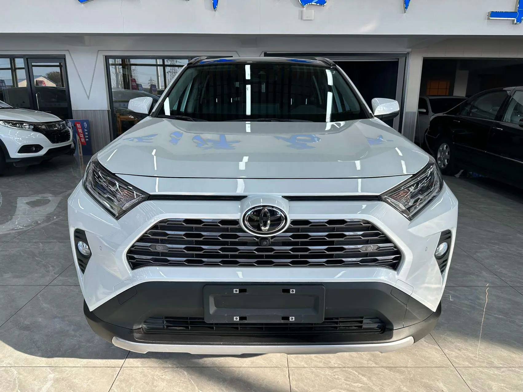 Toyota RAV4  из Китая