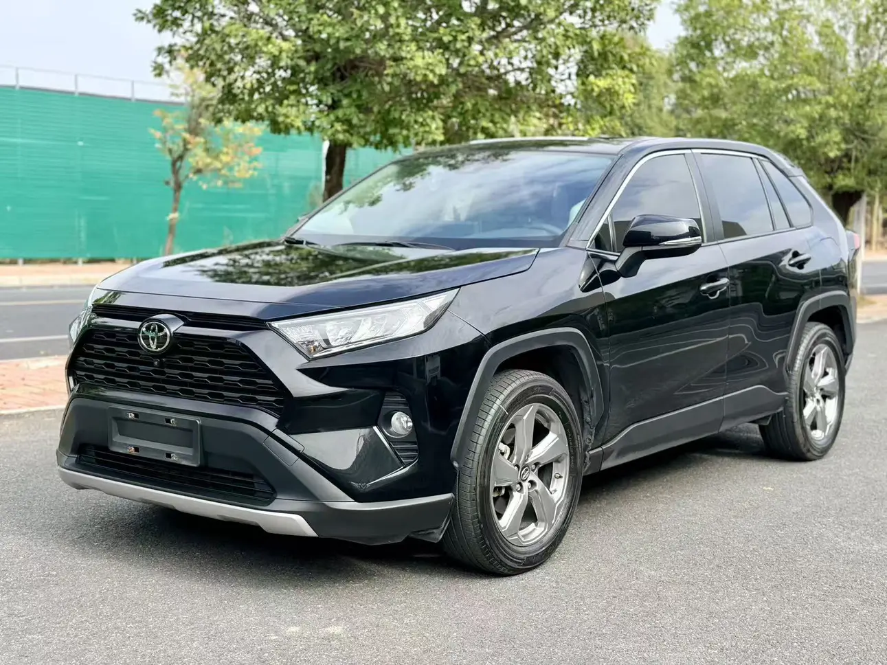 Toyota RAV4  из Китая