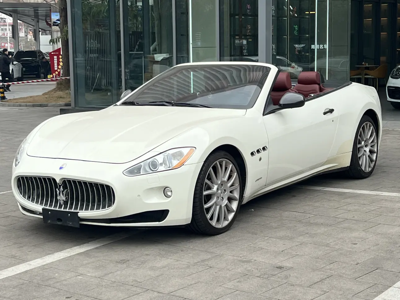 Maserati GranCabrio  из Китая