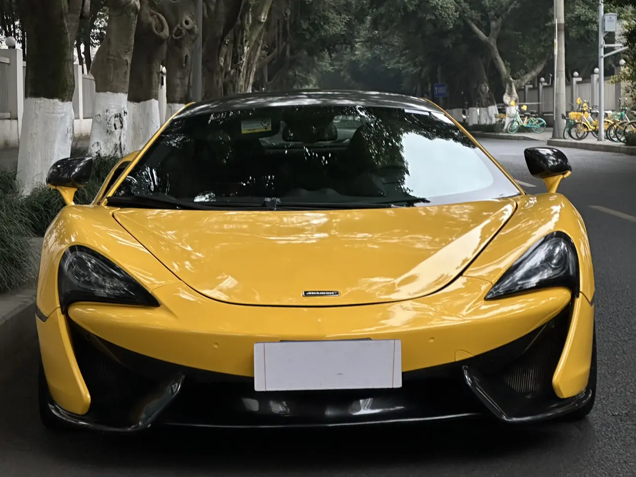 McLaren 570S  из Китая