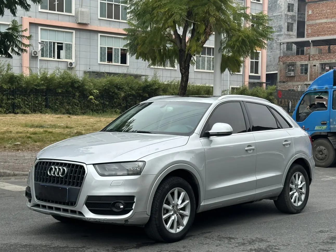 Audi Q3  из Китая