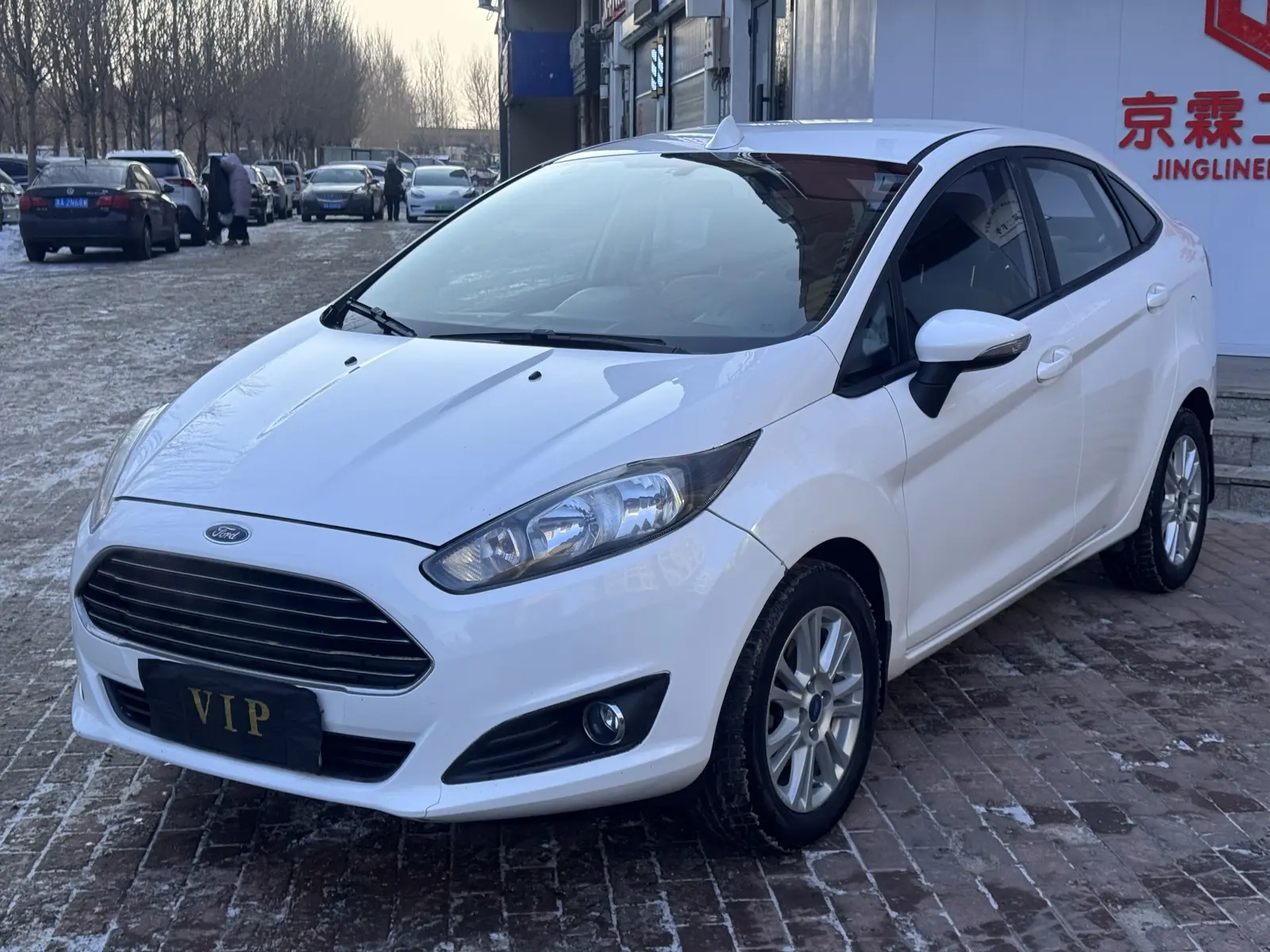 Ford Carnival  из Китая