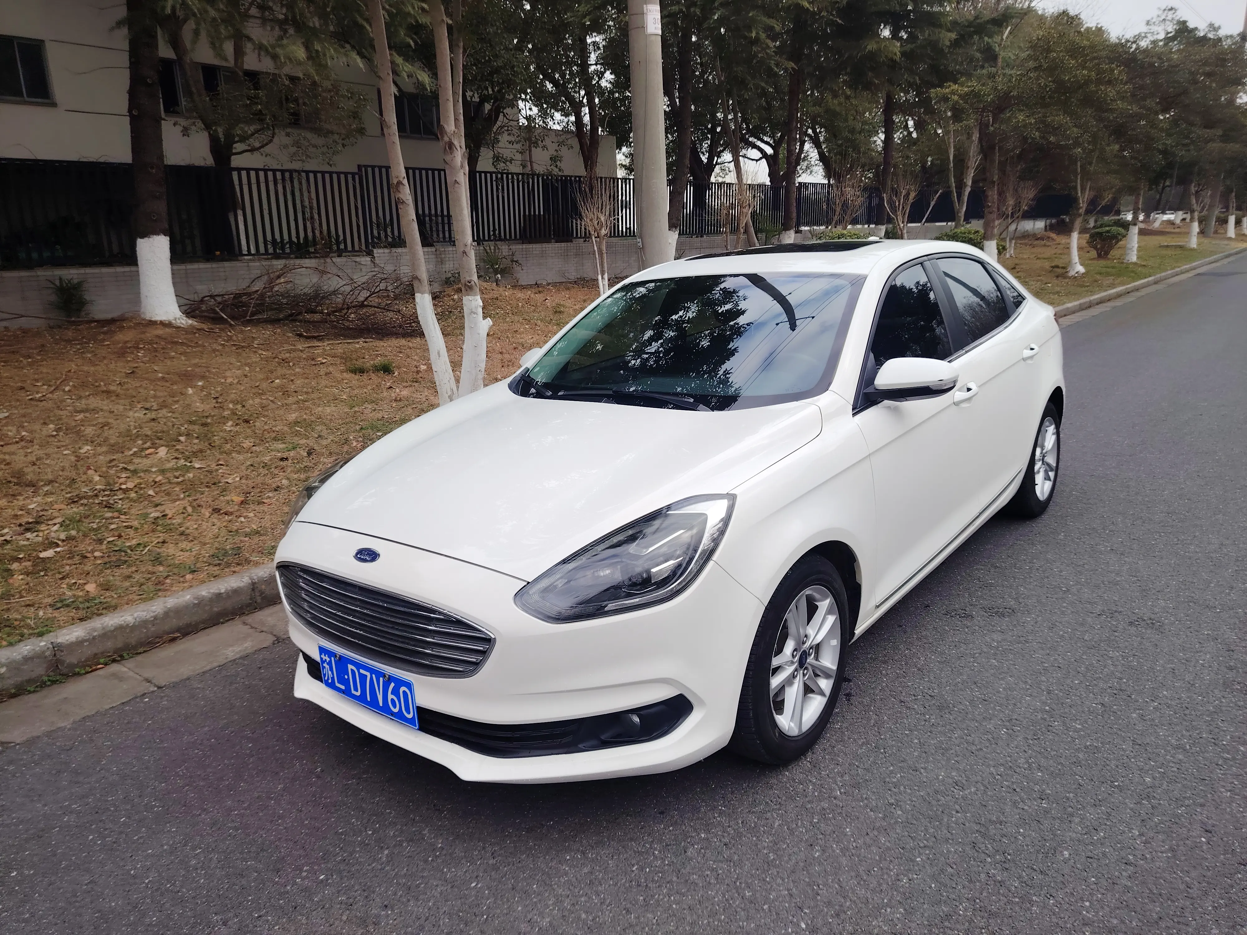 Ford Forrest  из Китая