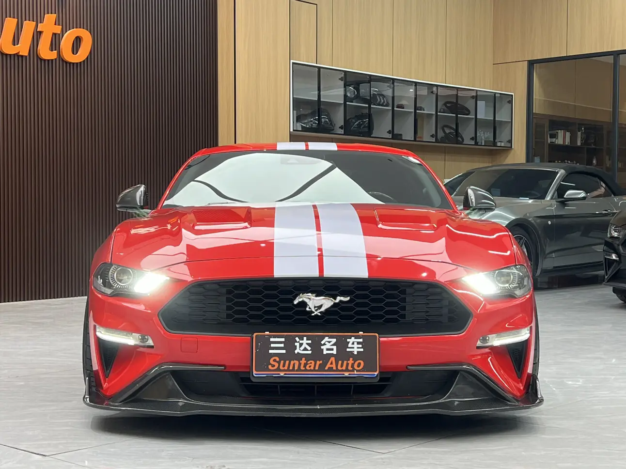 Ford Mustang  из Китая
