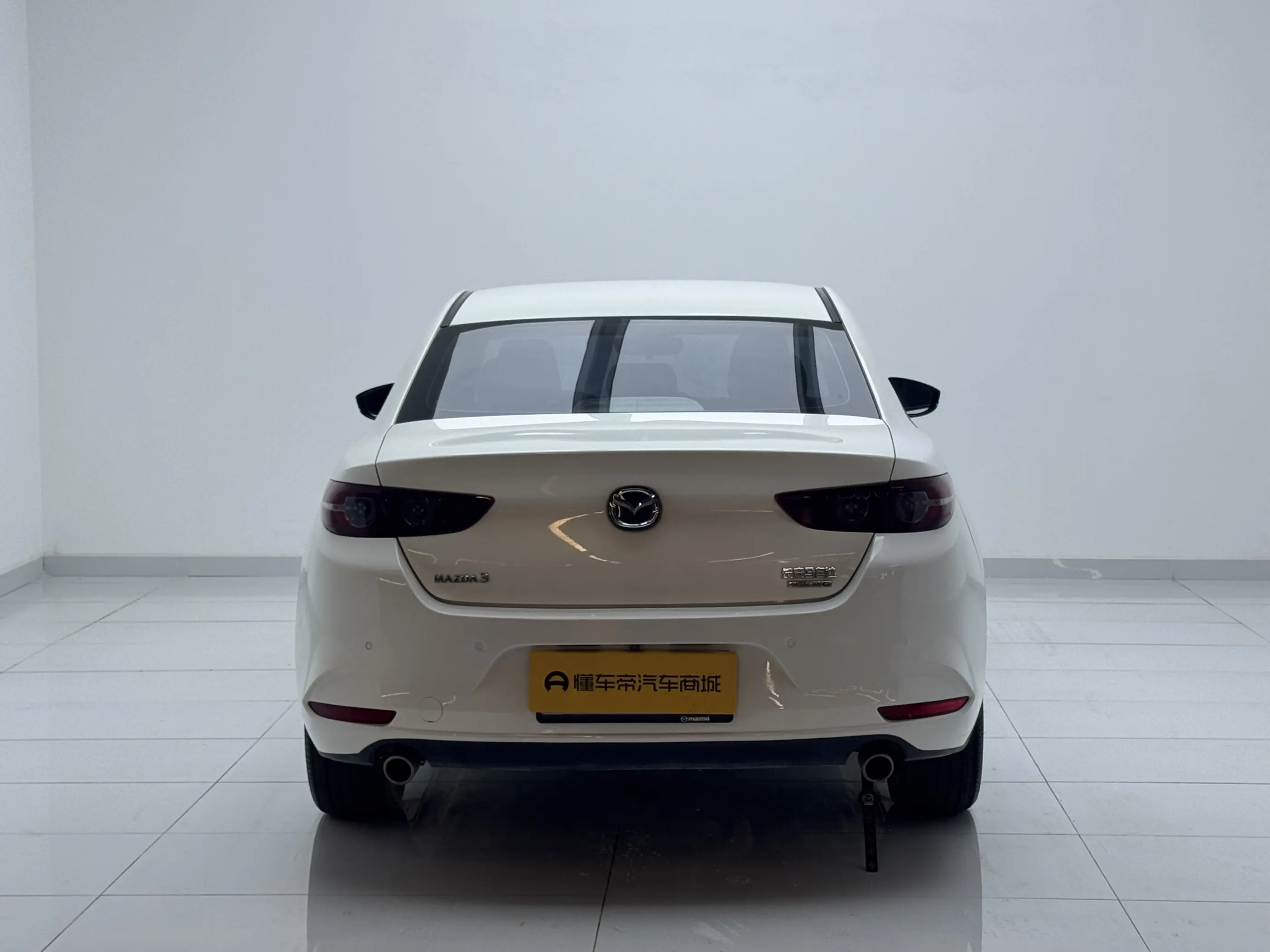 Mazda Axela (Mazda3)  из Китая