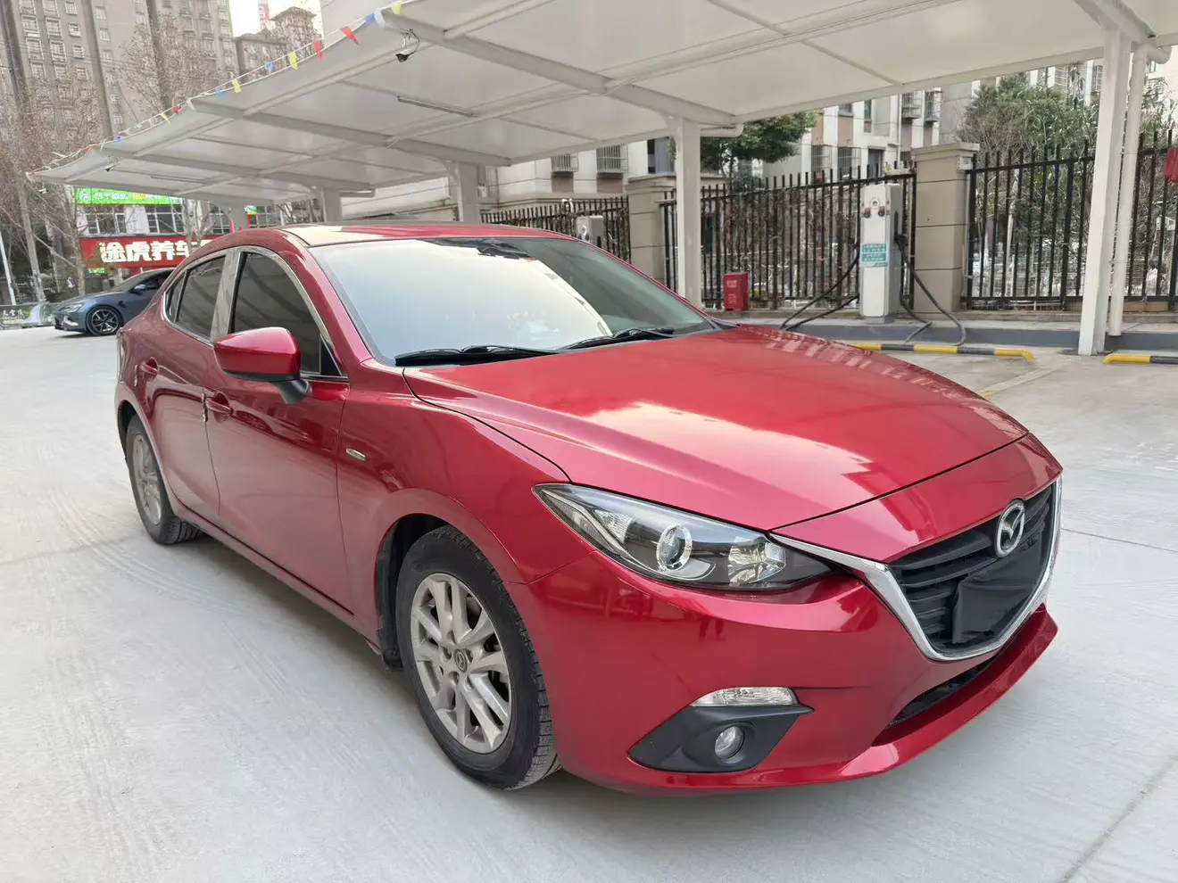 Mazda Axela (Mazda3)  из Китая