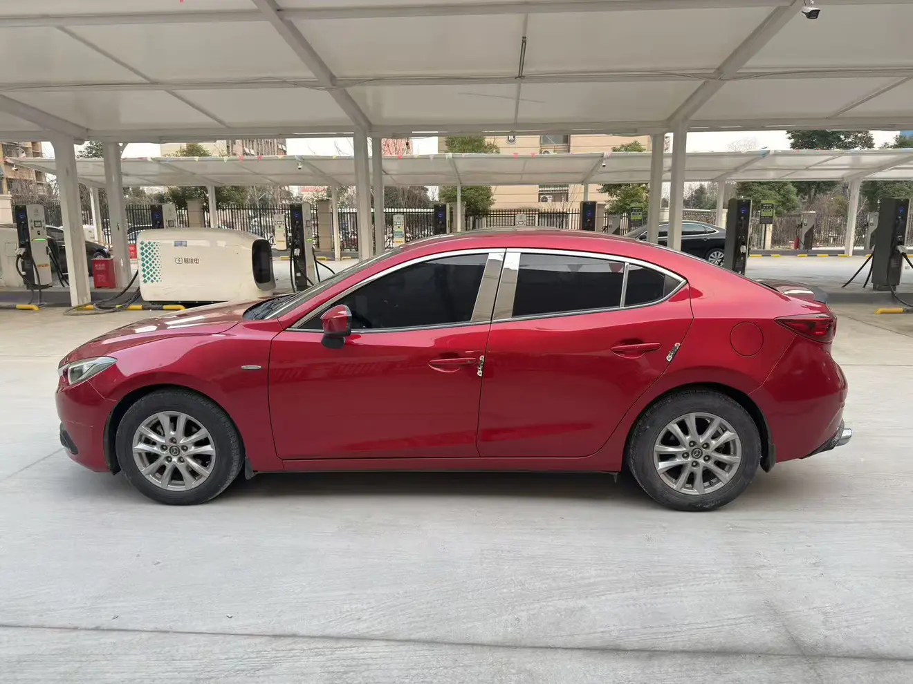 Mazda Axela (Mazda3)  из Китая