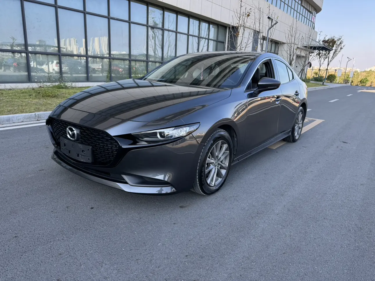 Mazda Axela (Mazda3)  из Китая
