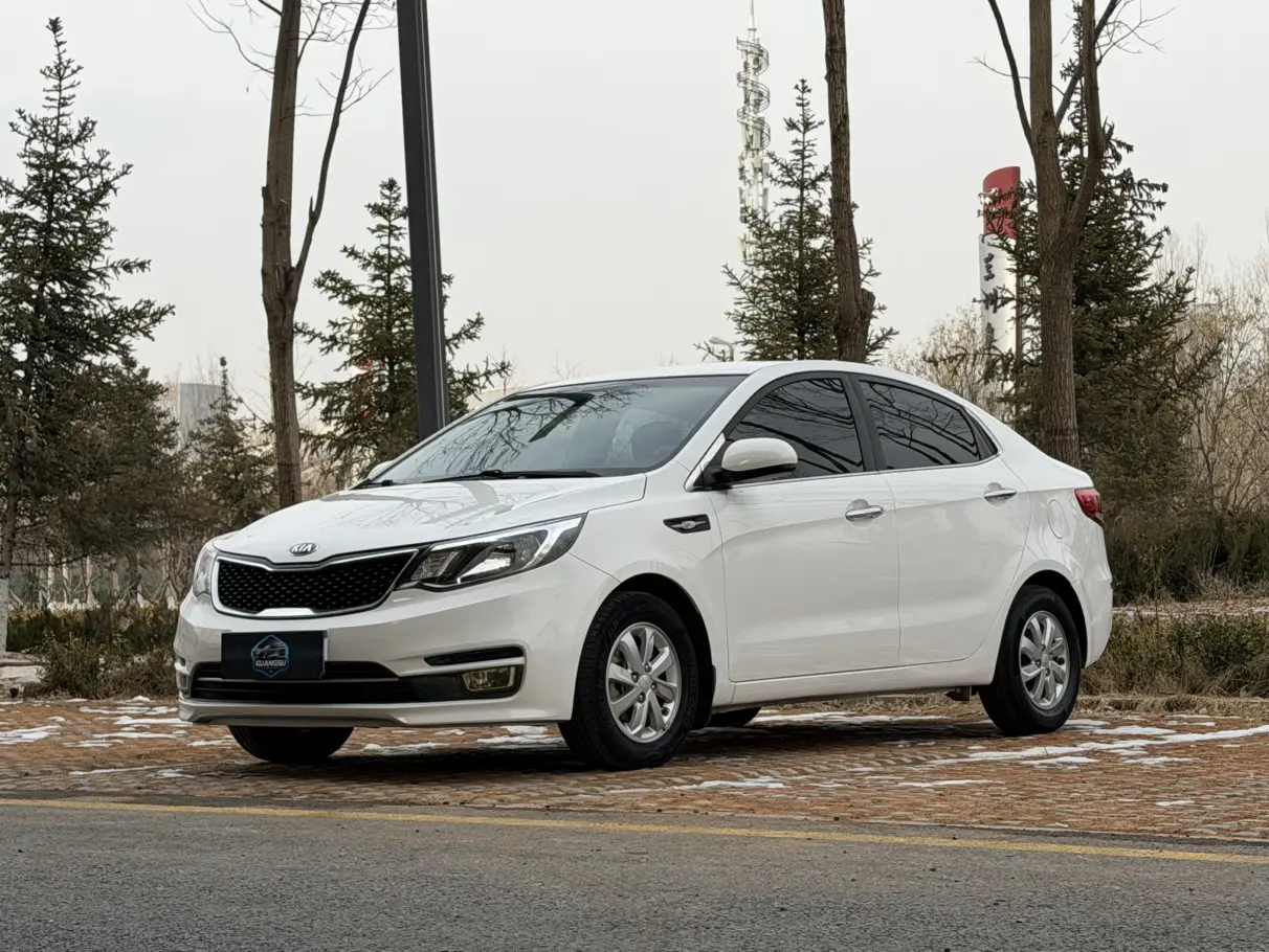 Kia K2  из Китая