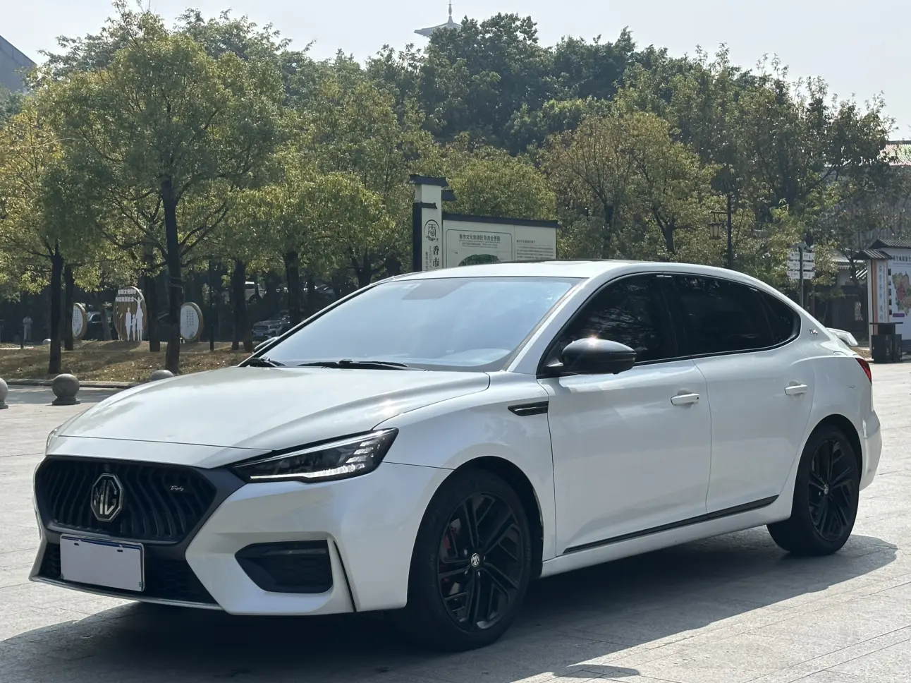 MG 6  из Китая