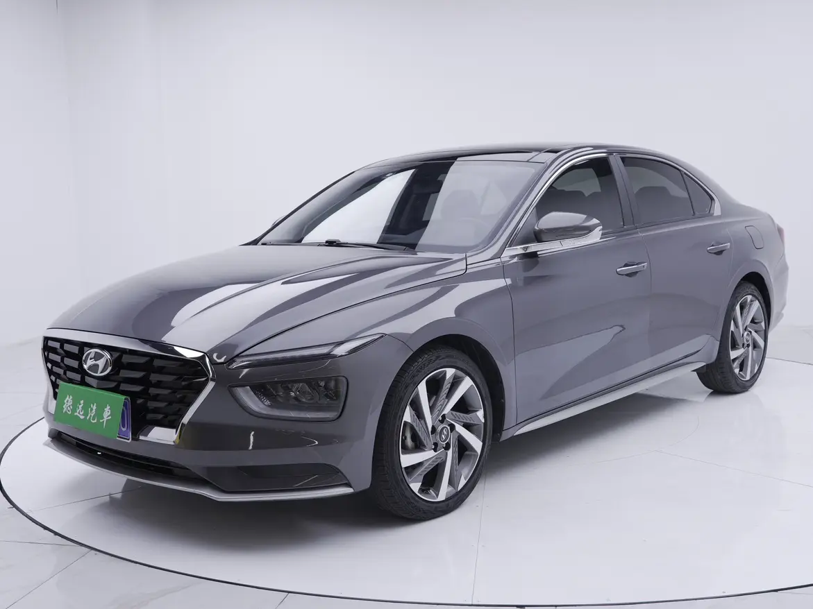 Hyundai Famous pictures  из Китая