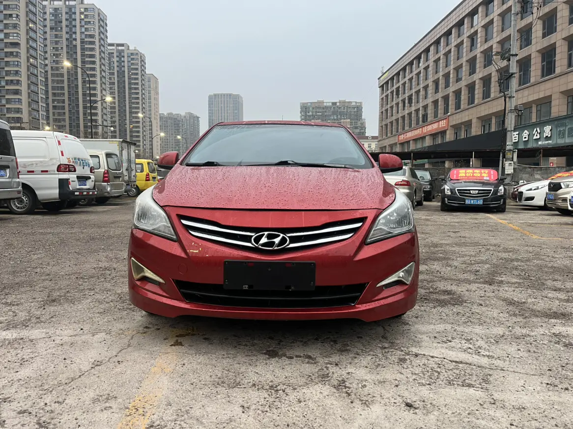 Hyundai Verna (Rena)  из Китая