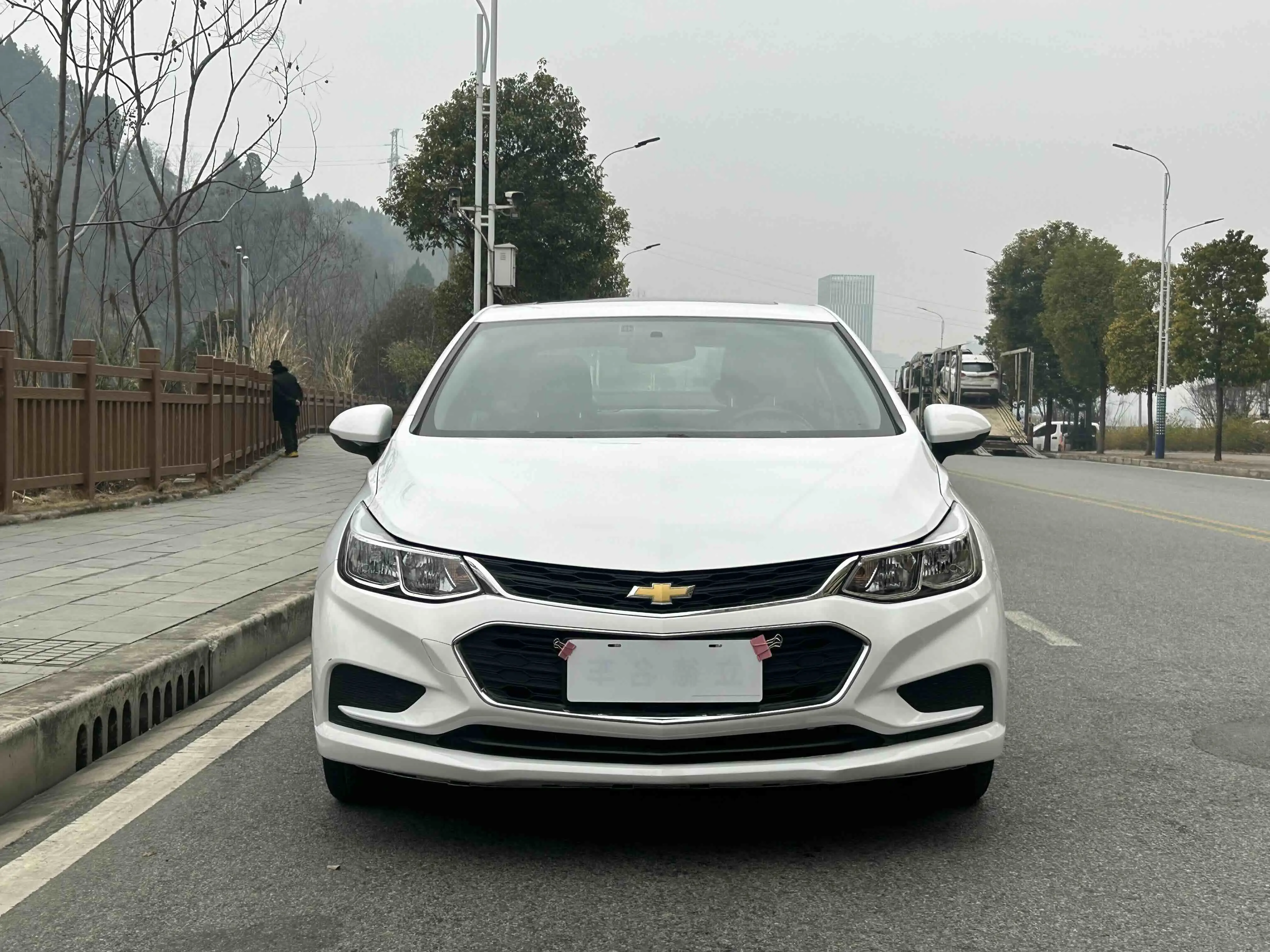 Chevrolet Monza (Cruze)  из Китая