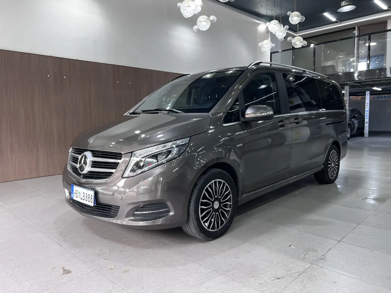 Mercedes-Benz Mercedes Benz V Class  из Китая