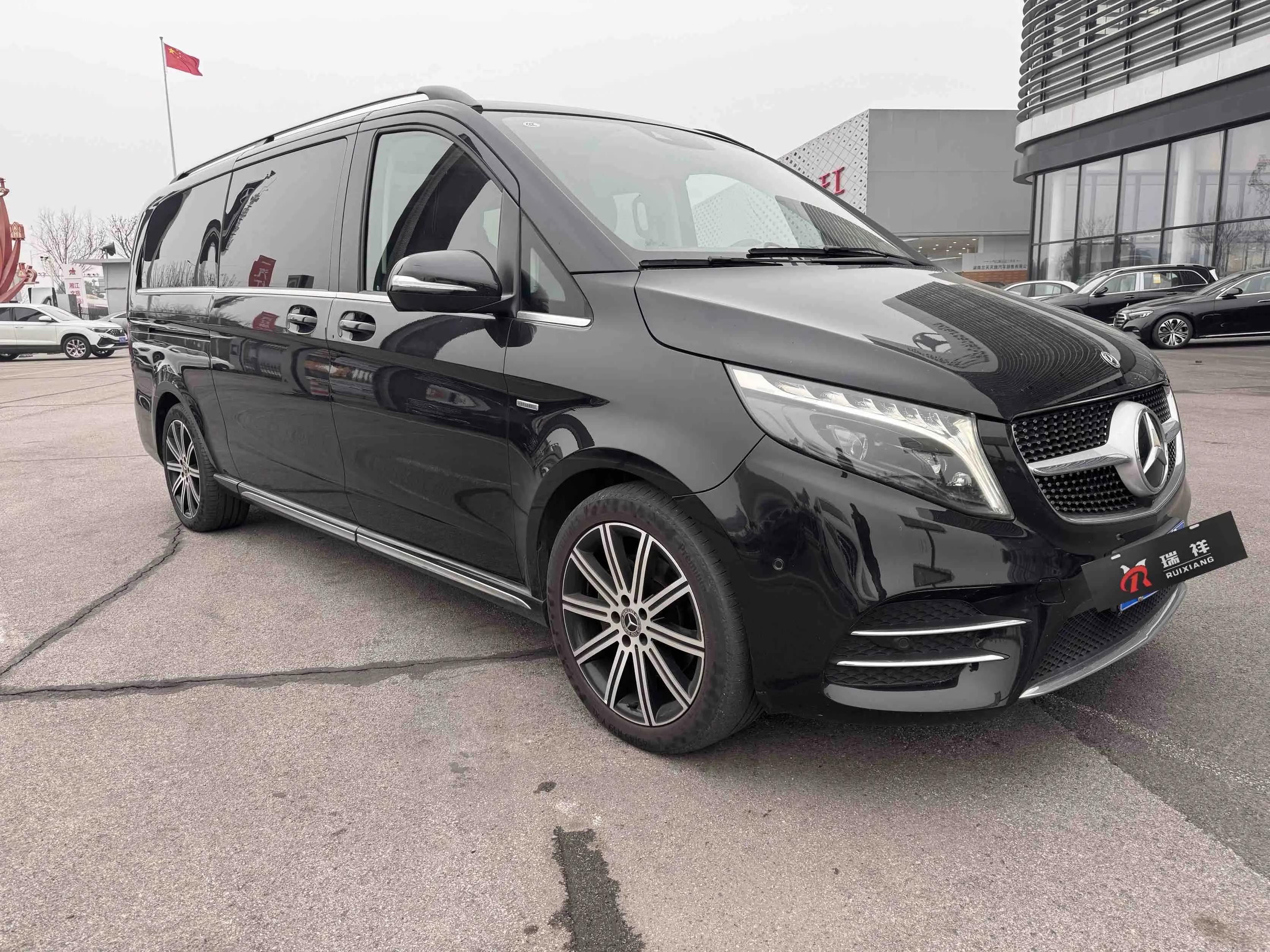 Mercedes-Benz Mercedes Benz V Class  из Китая