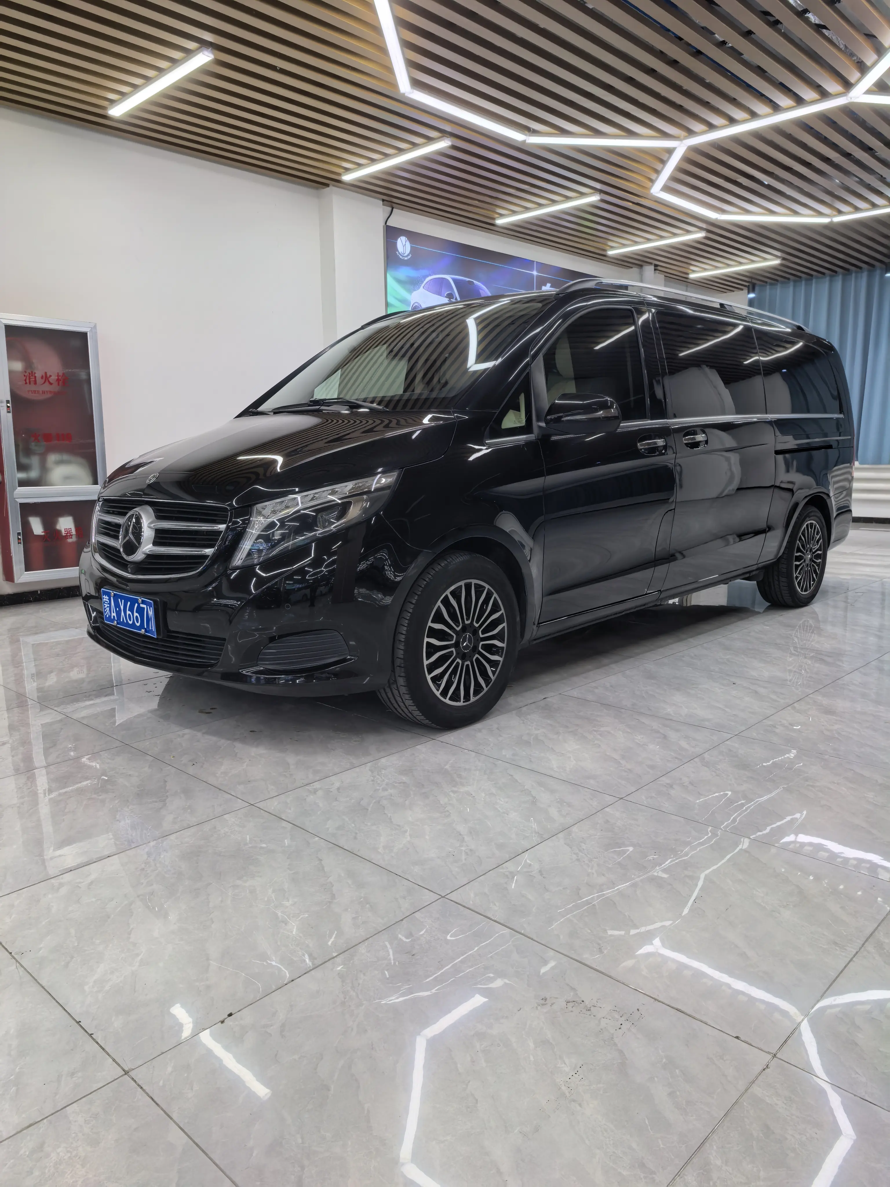 Mercedes-Benz Mercedes Benz V Class  из Китая