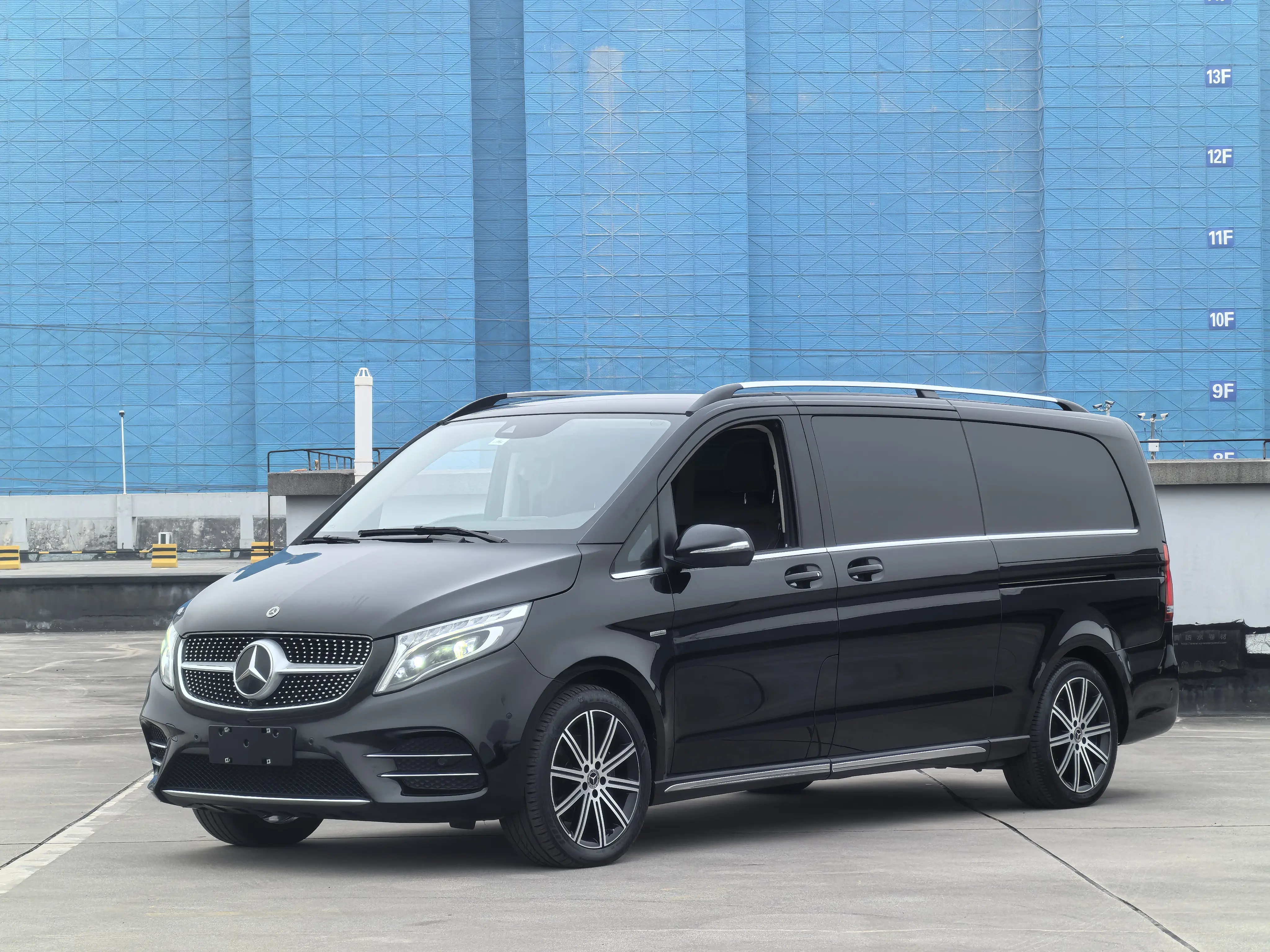 Mercedes-Benz Mercedes Benz V Class  из Китая