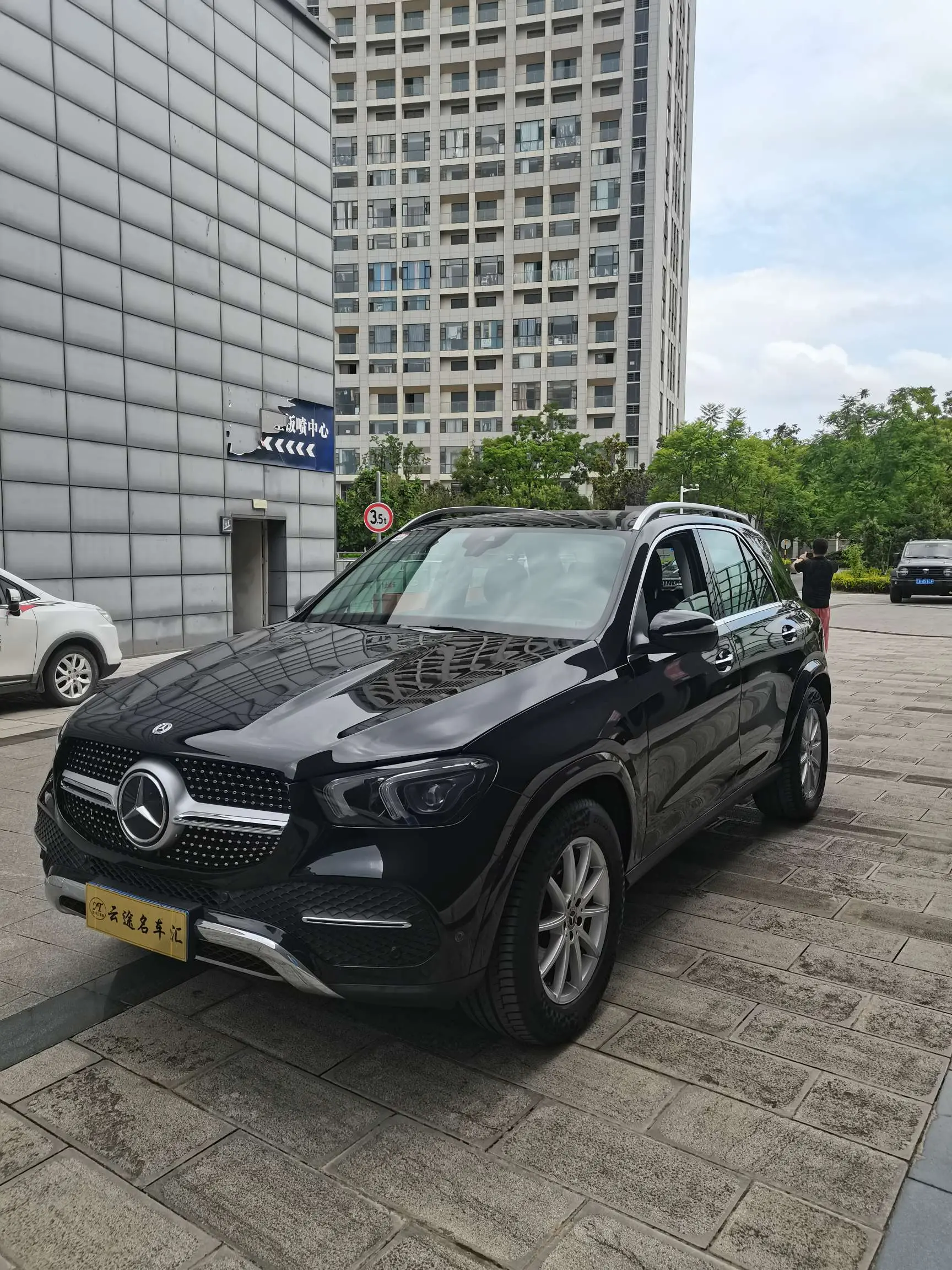 Mercedes-Benz GLE  из Китая