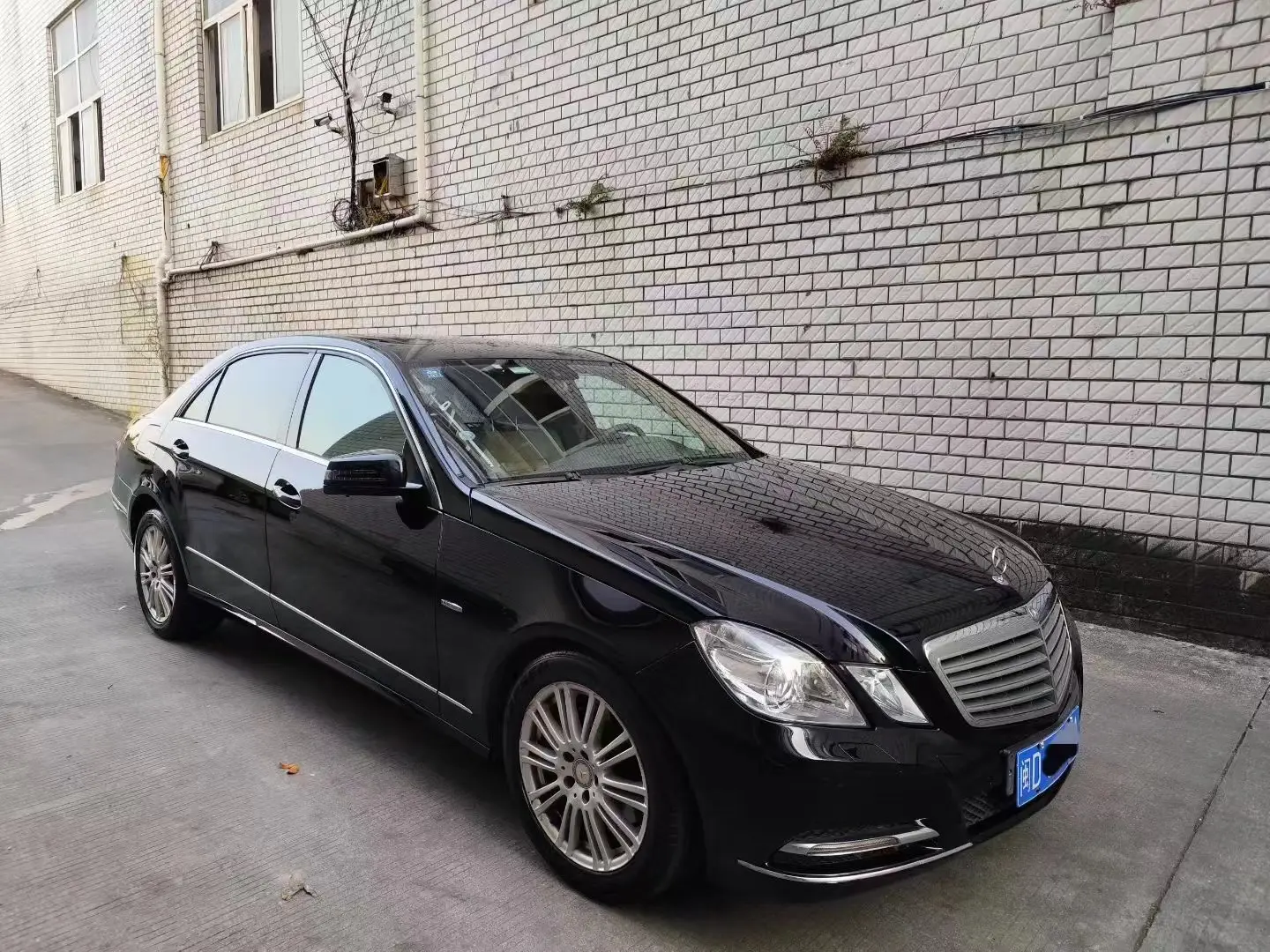 Mercedes-Benz E-Class  из Китая