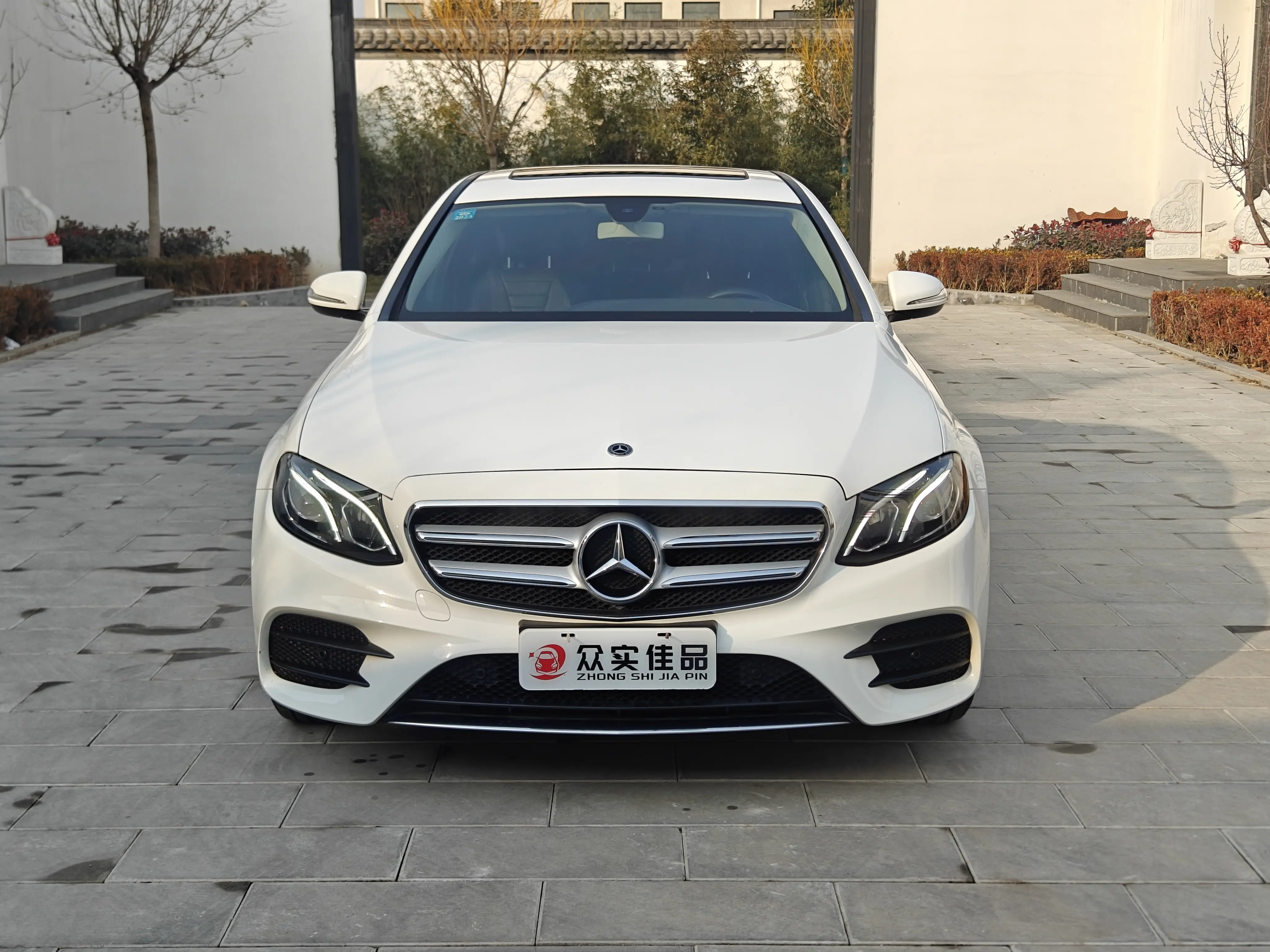 Mercedes-Benz E-Class  из Китая