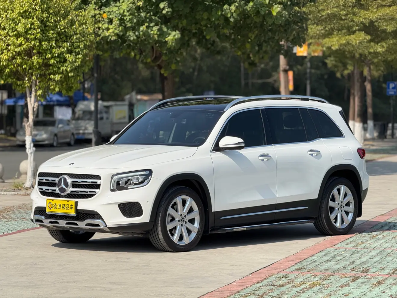 Mercedes-Benz GLB  из Китая
