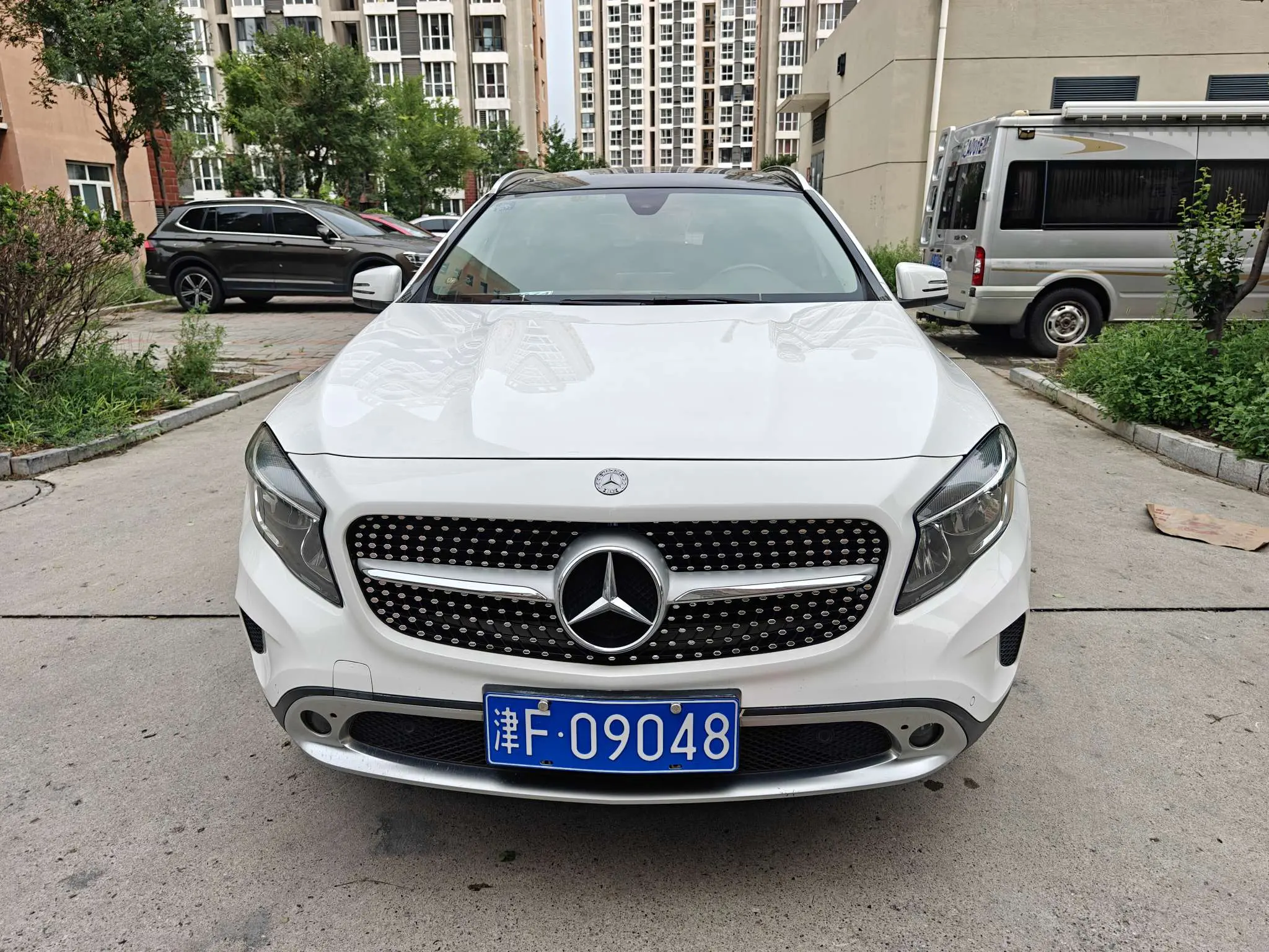 Mercedes-Benz GLA  из Китая