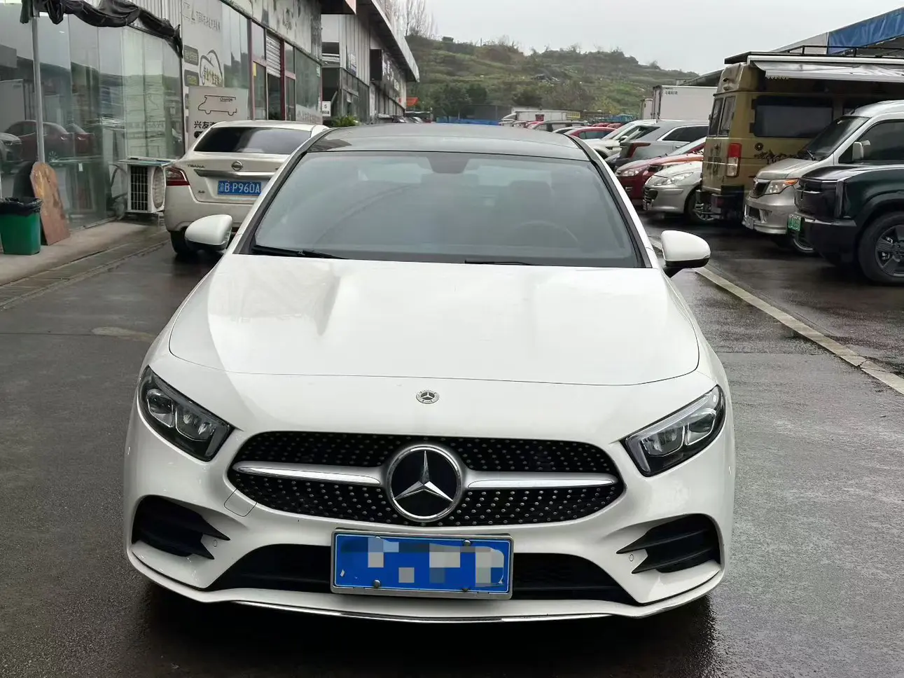 Mercedes-Benz Mercedes Benz A Class  из Китая