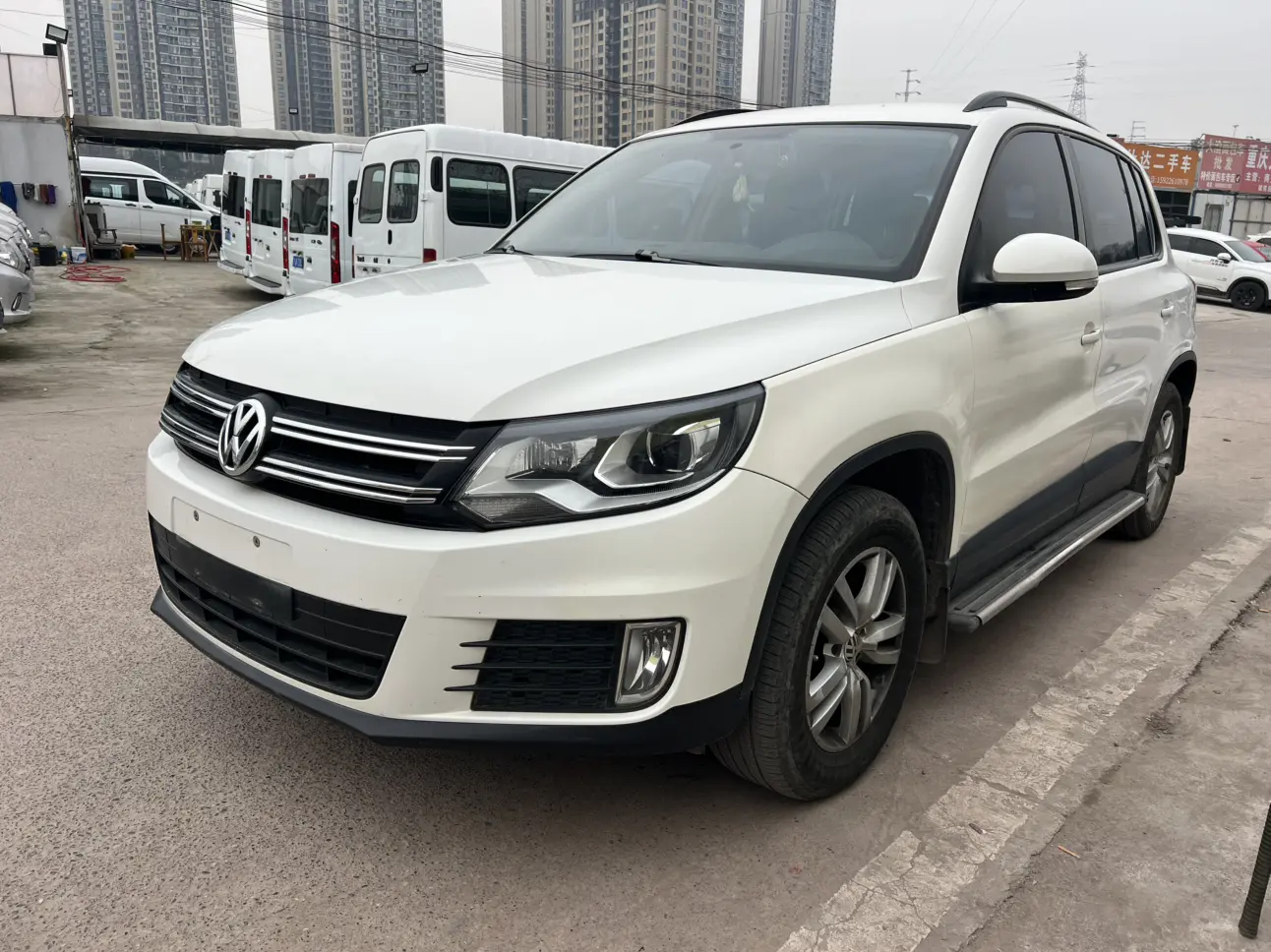 Volkswagen Tiguan  из Китая