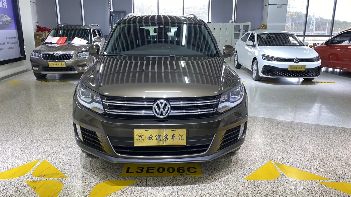 Volkswagen Tiguan  из Китая