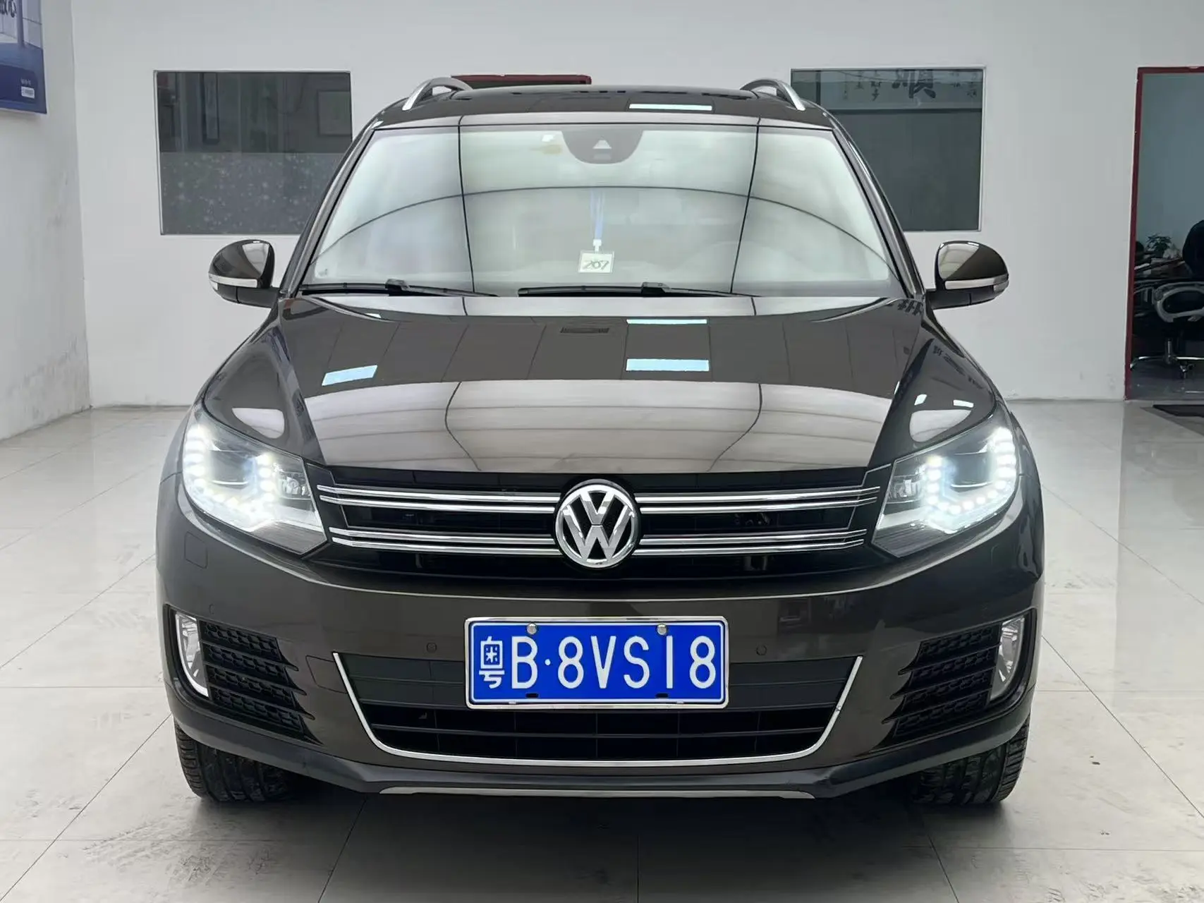 Volkswagen Tiguan  из Китая