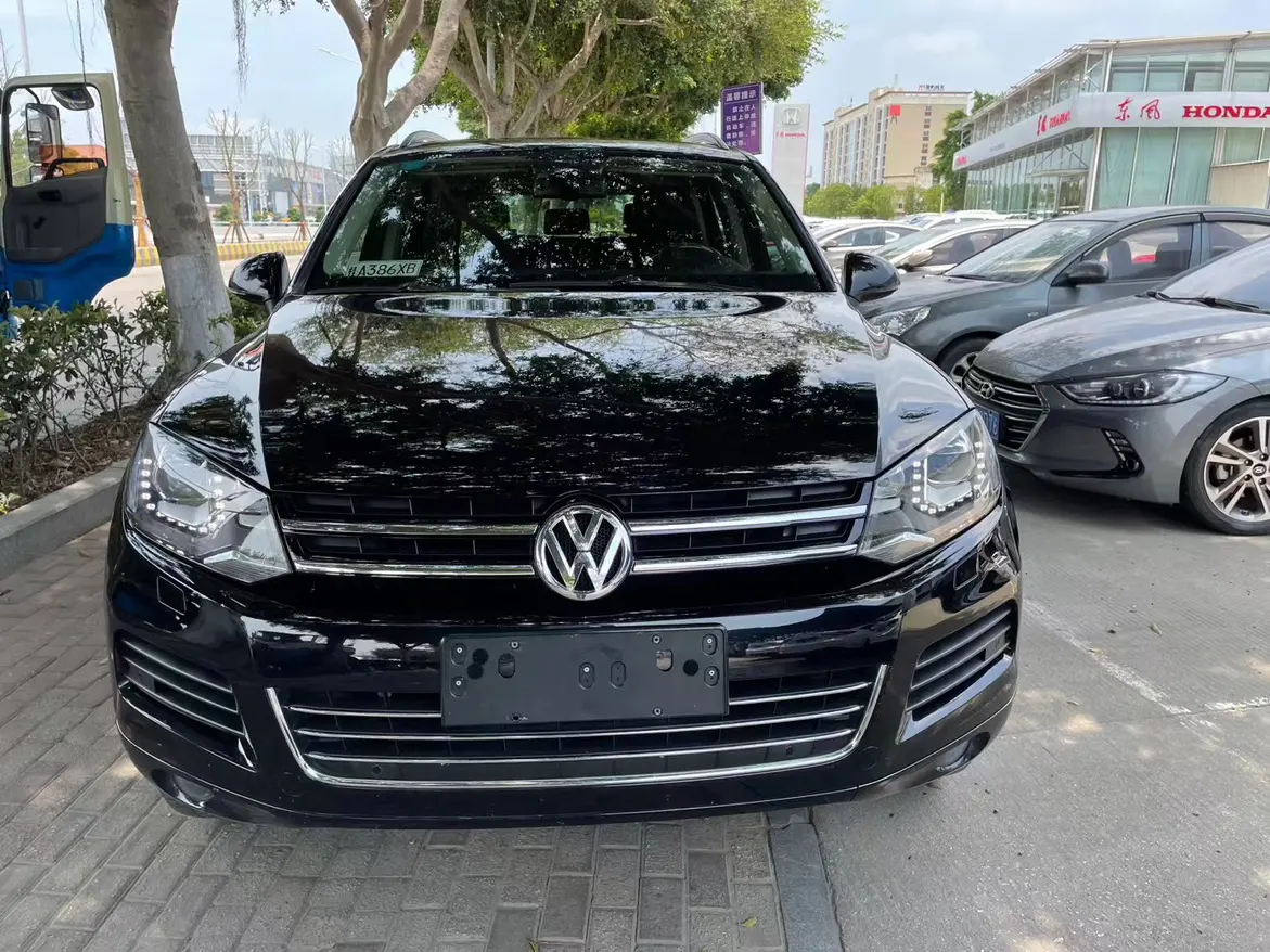 Volkswagen Touareg  из Китая