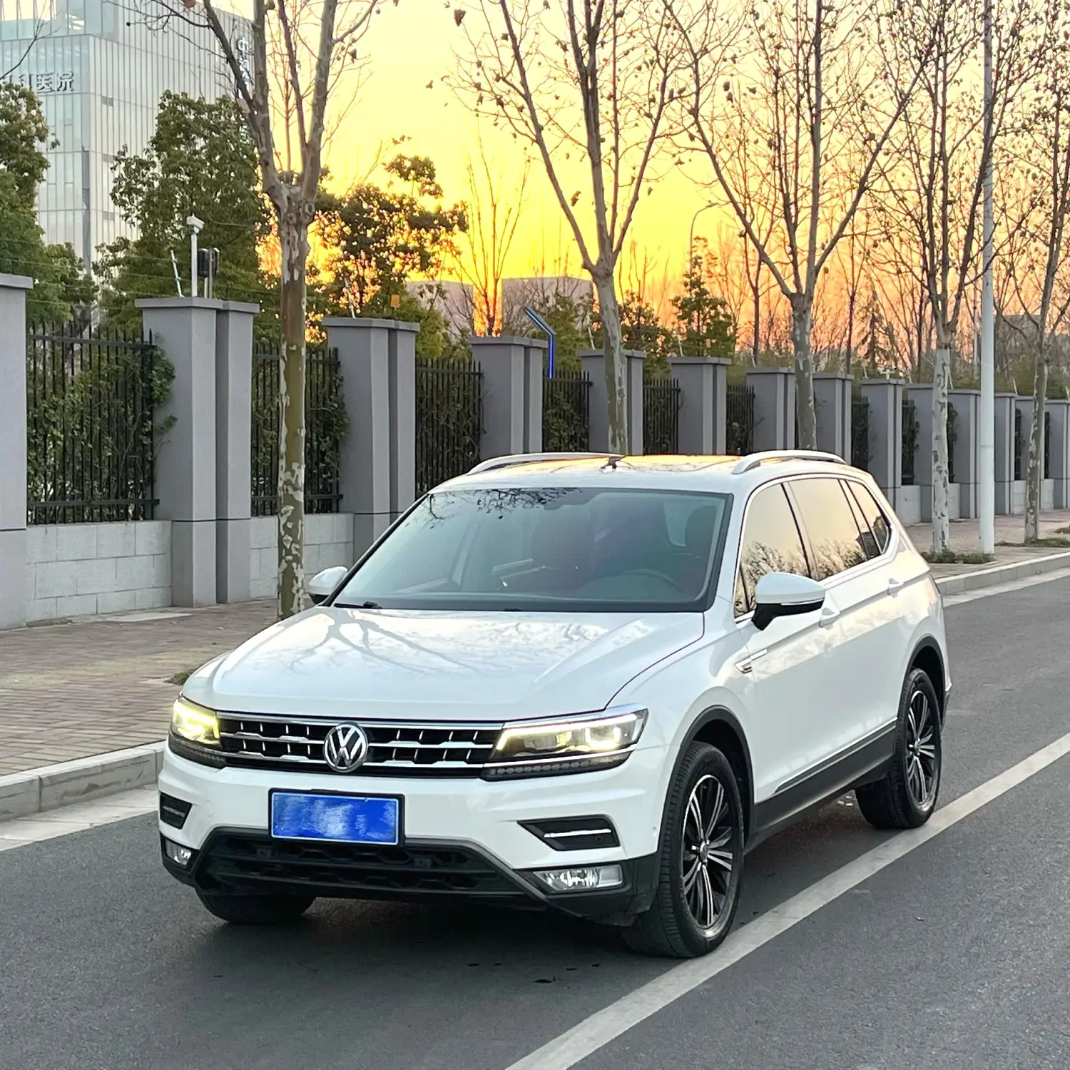 Volkswagen Tiguan L  из Китая
