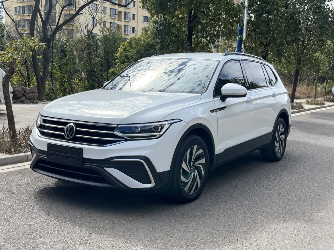 Volkswagen Tiguan L  из Китая