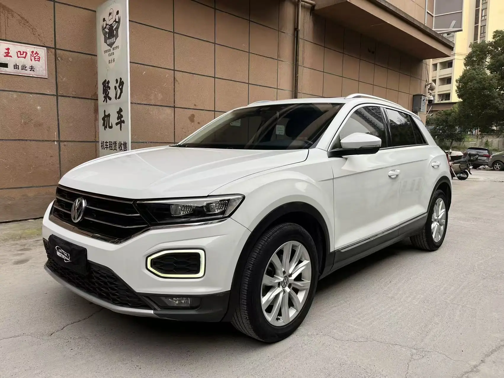 Volkswagen T-Roc  из Китая