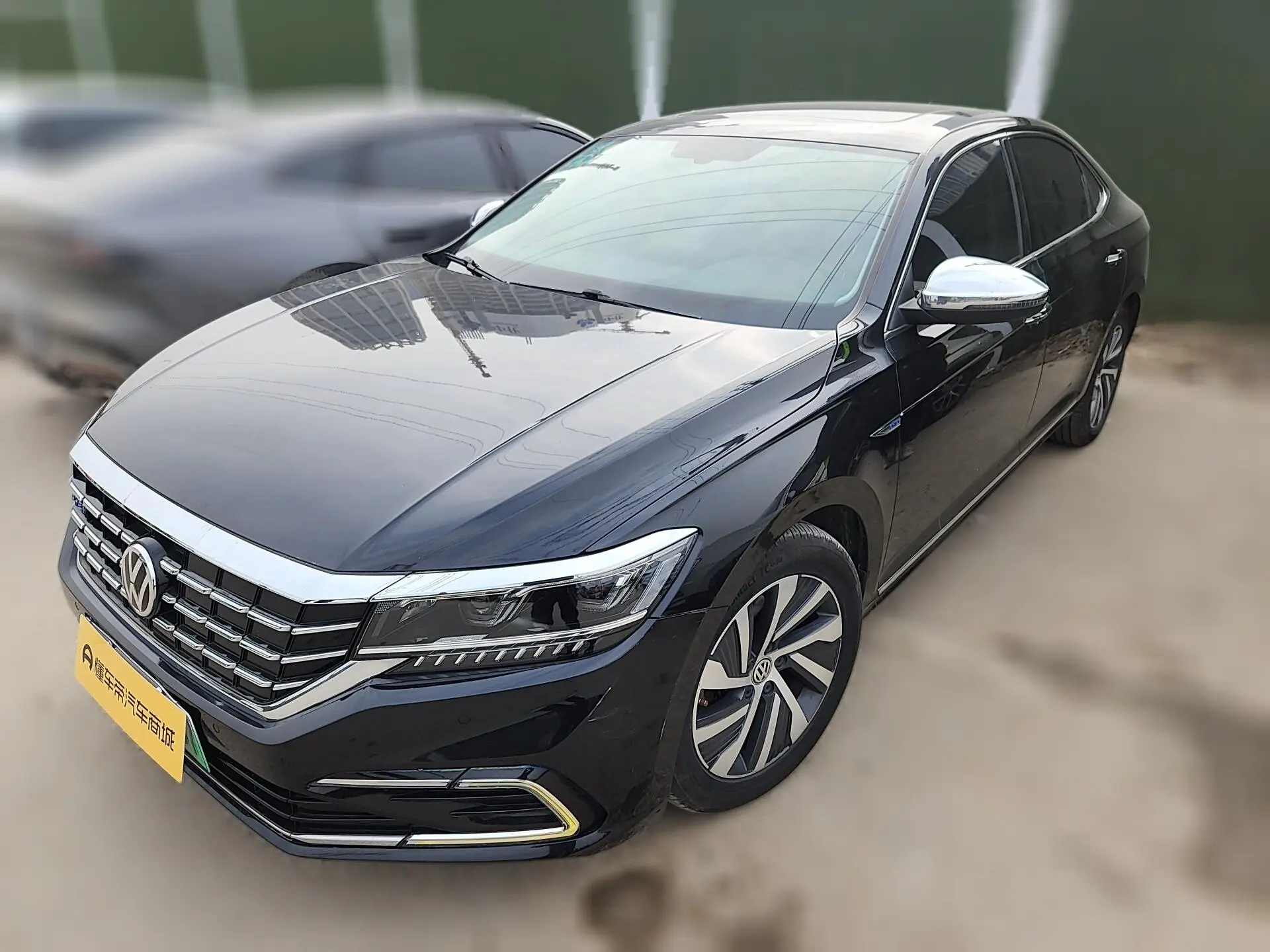Volkswagen Passat PHEV  из Китая