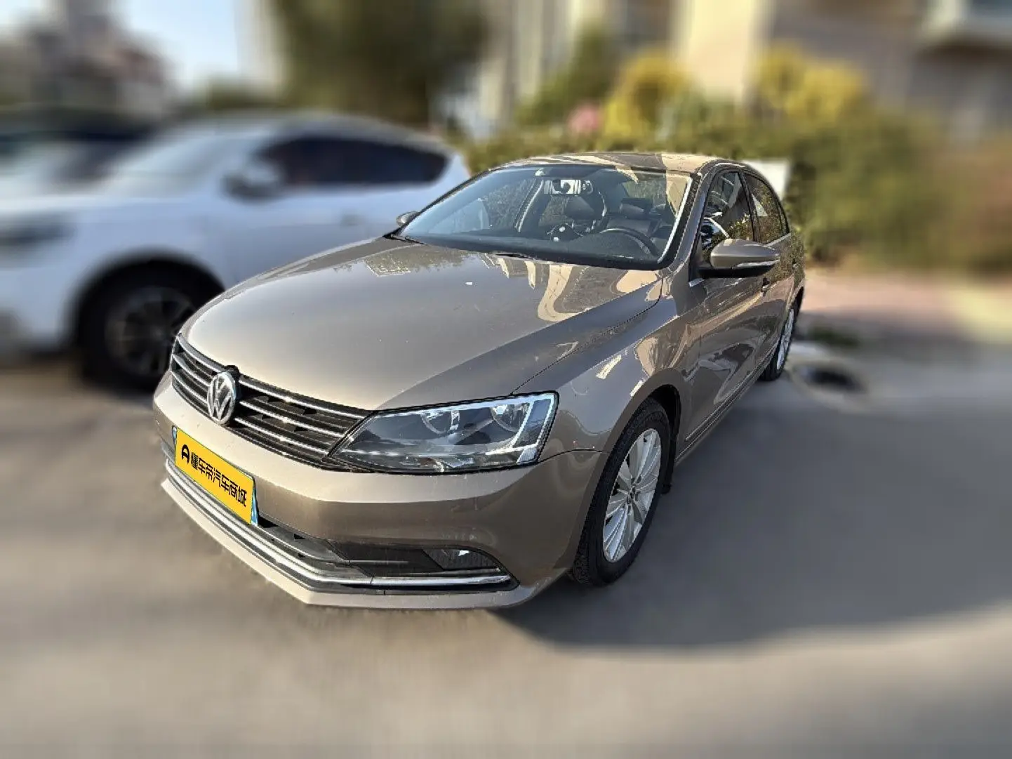 Volkswagen Sagitar  из Китая