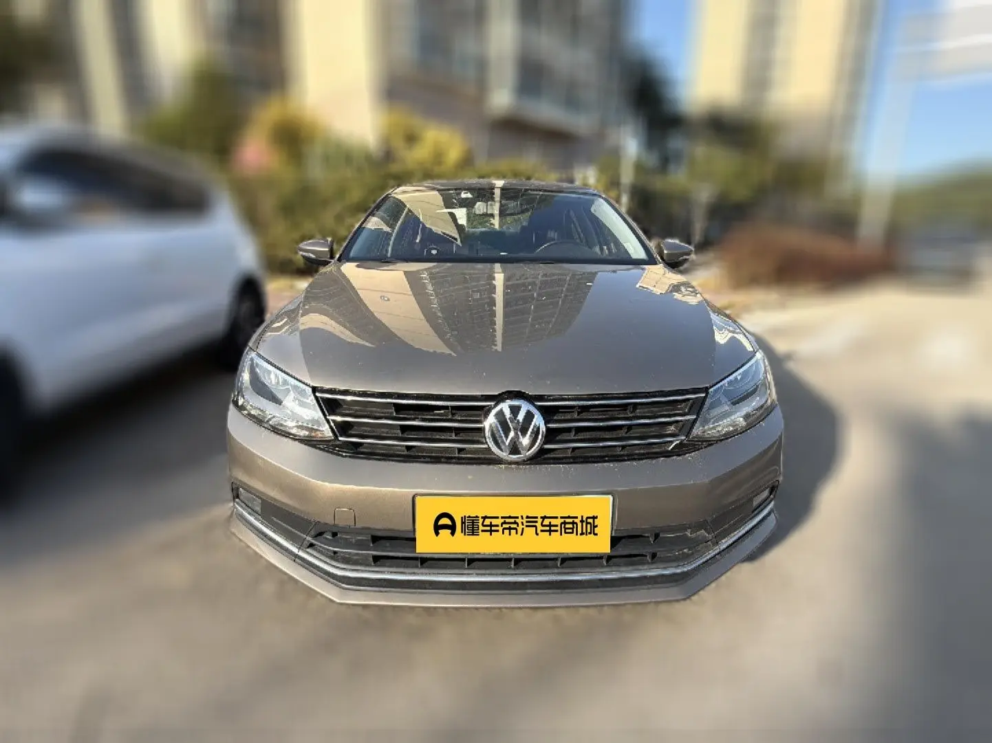 Volkswagen Sagitar  из Китая