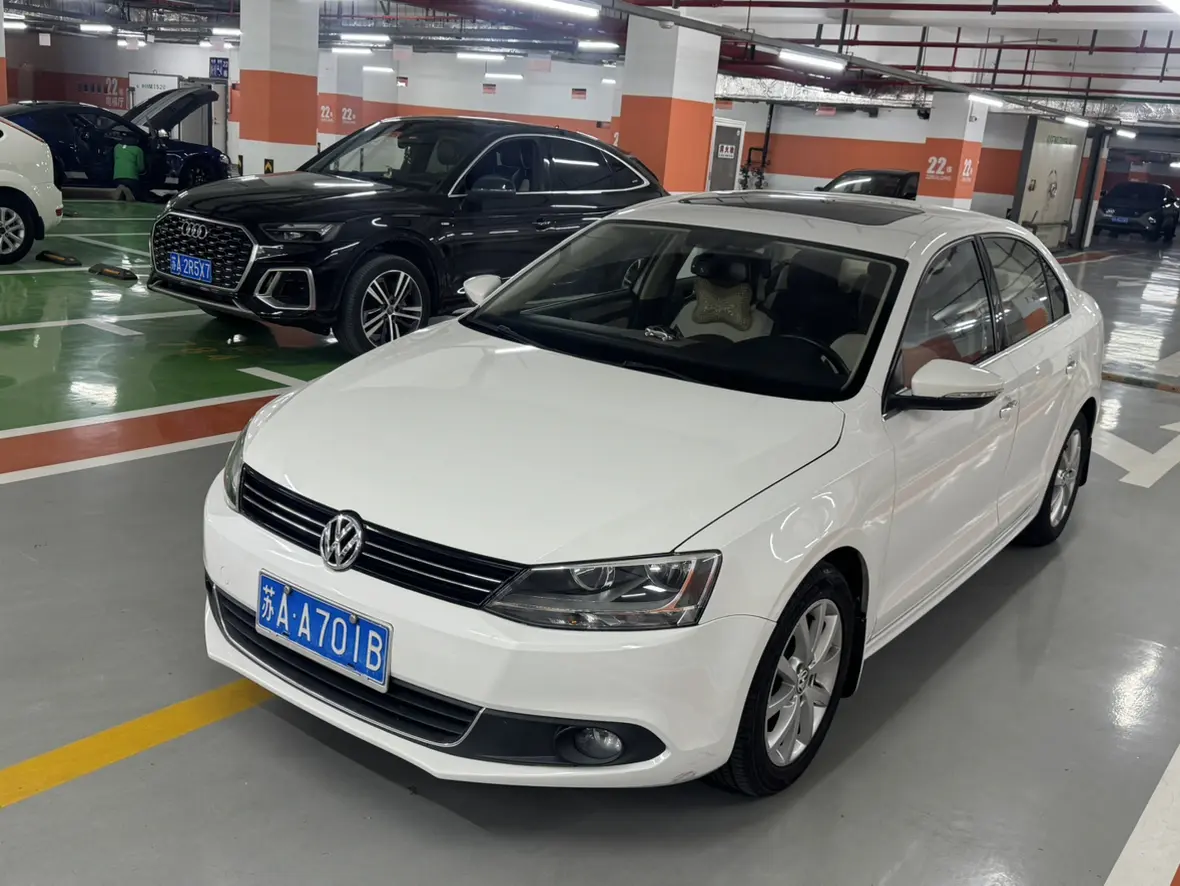 Volkswagen Sagitar  из Китая