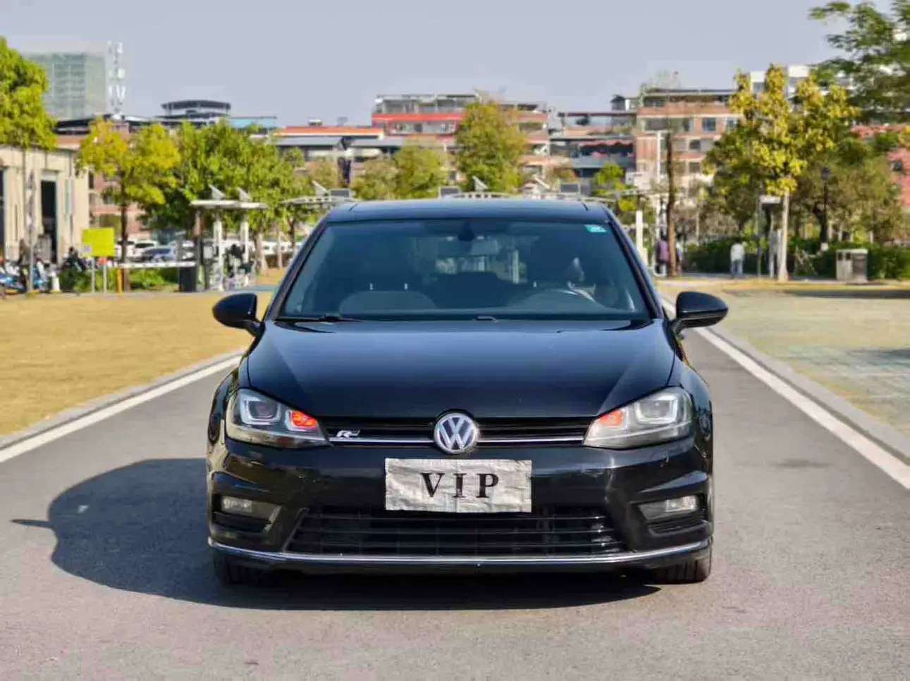 Volkswagen Golf  из Китая