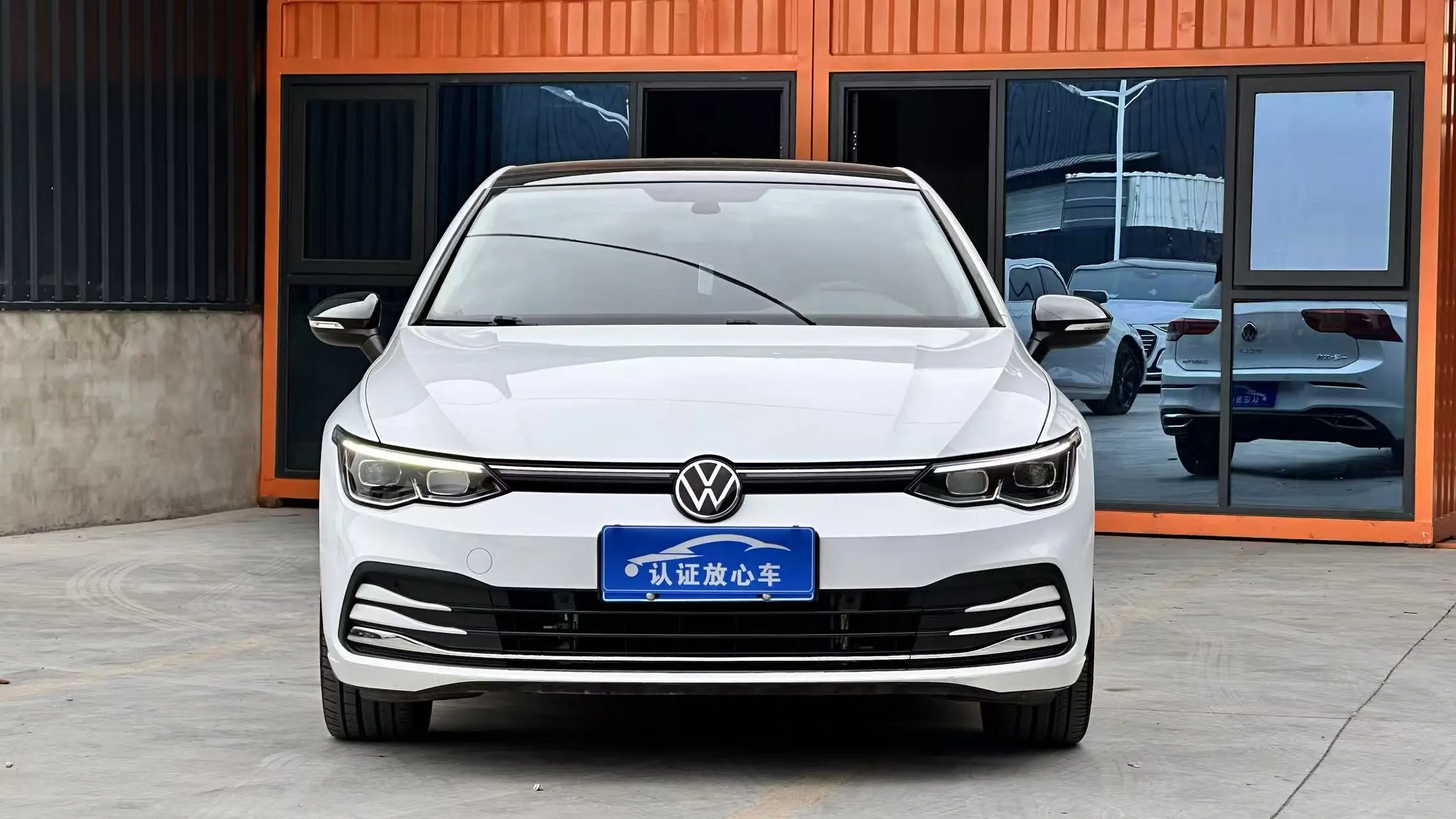 Volkswagen Golf  из Китая
