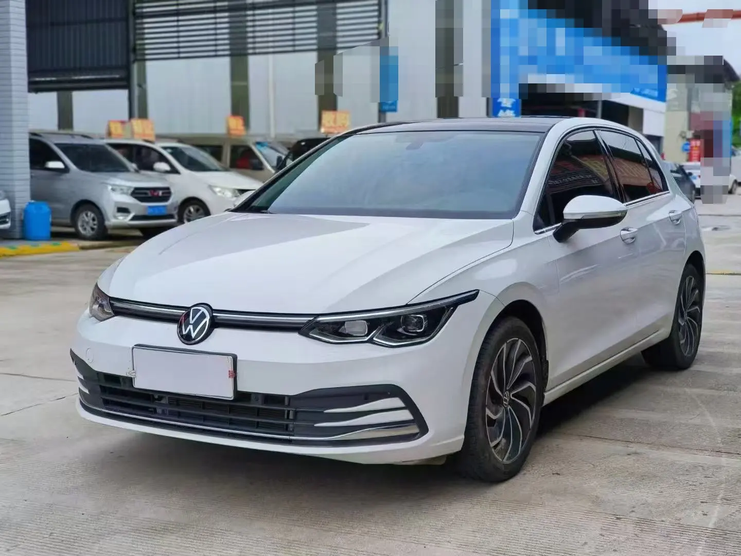 Volkswagen Golf  из Китая