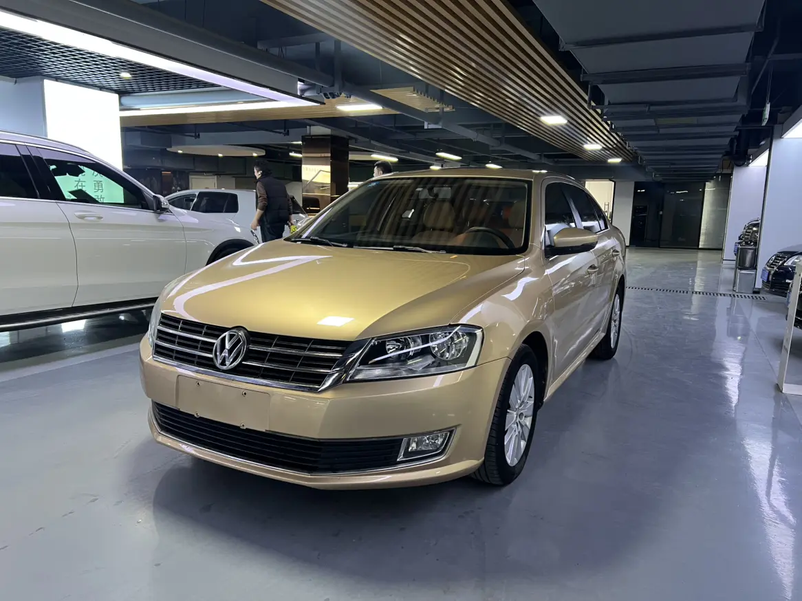 Volkswagen Lavida  из Китая