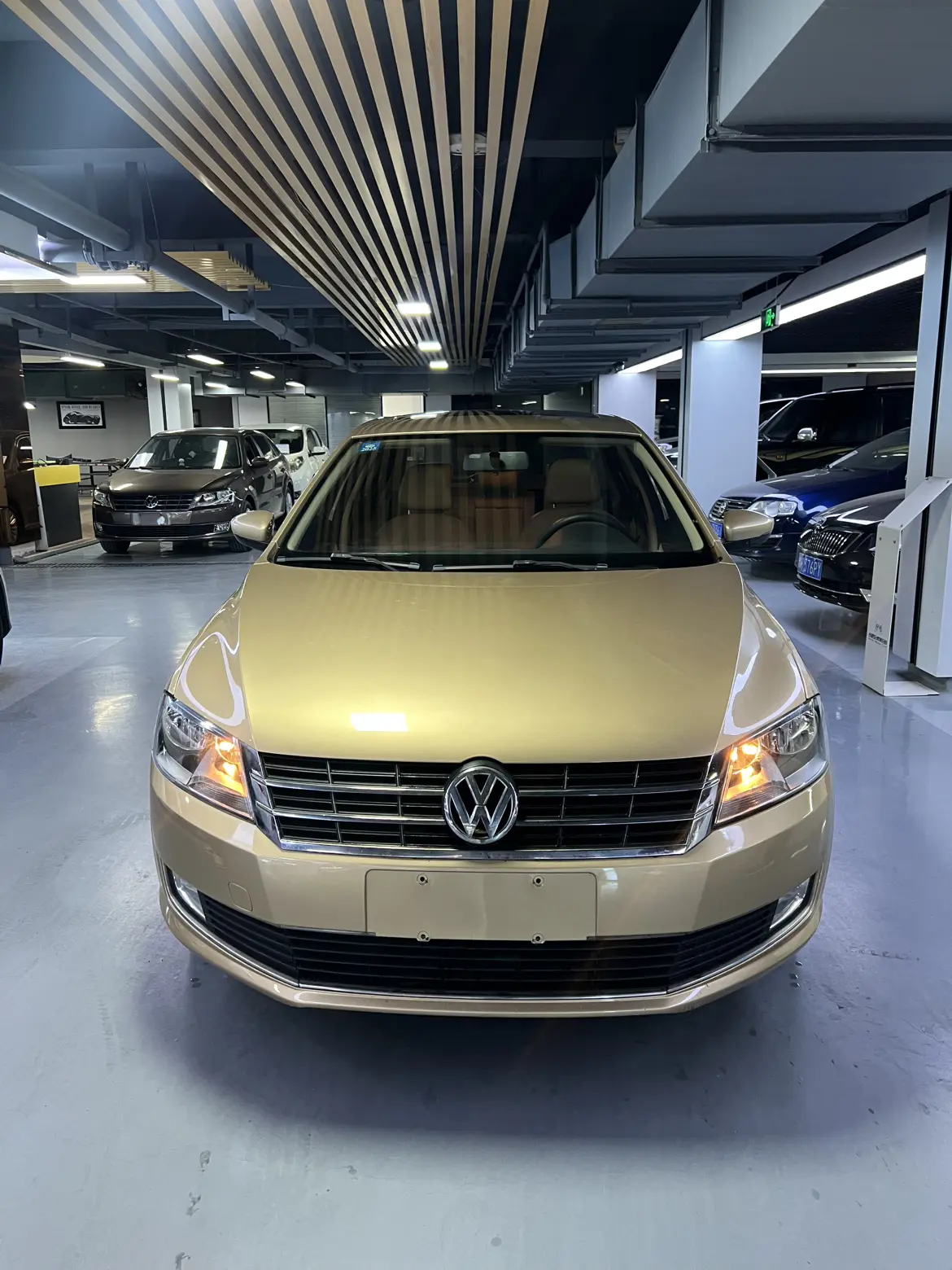 Volkswagen Lavida  из Китая