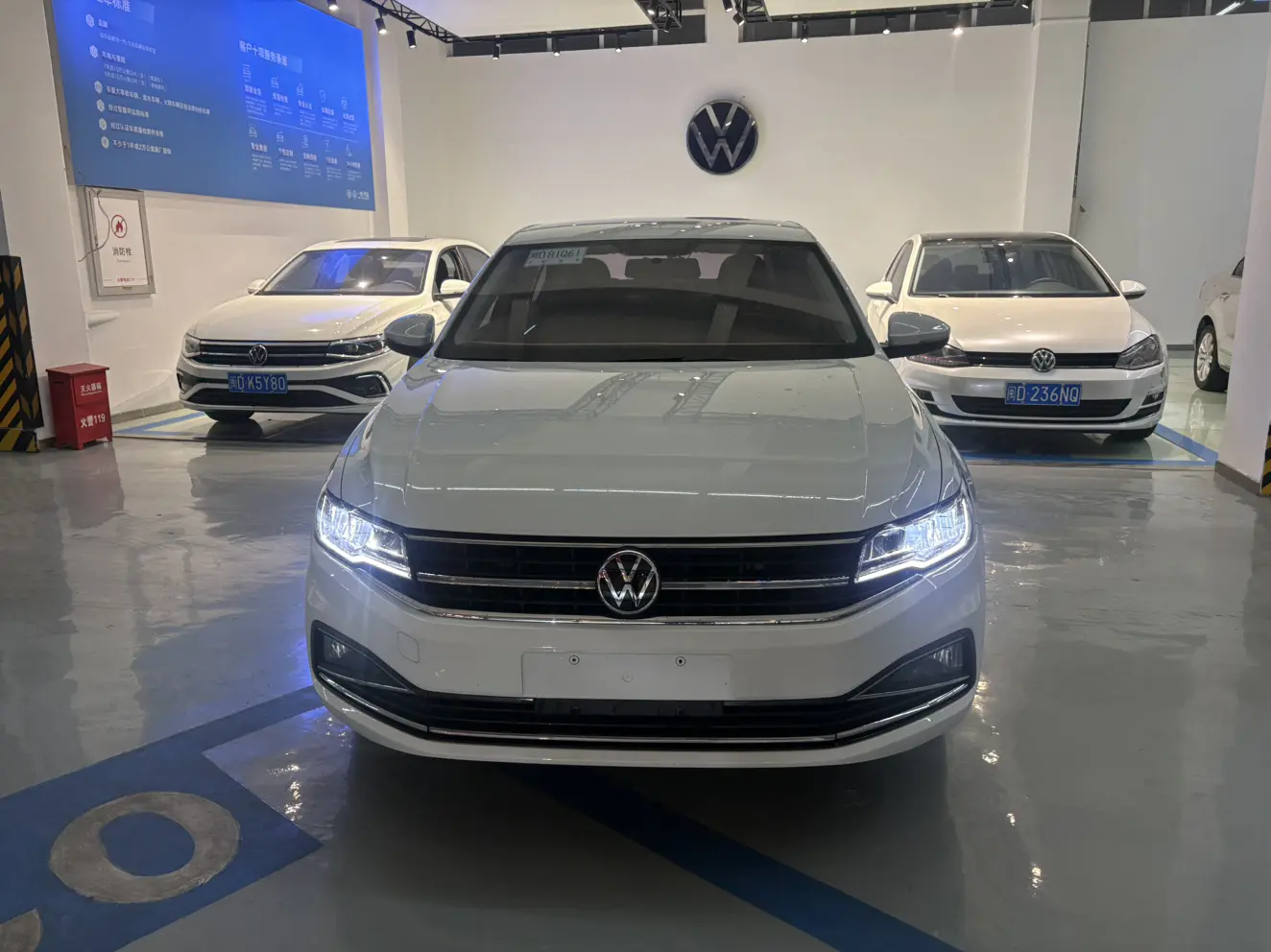 Volkswagen Bora  из Китая