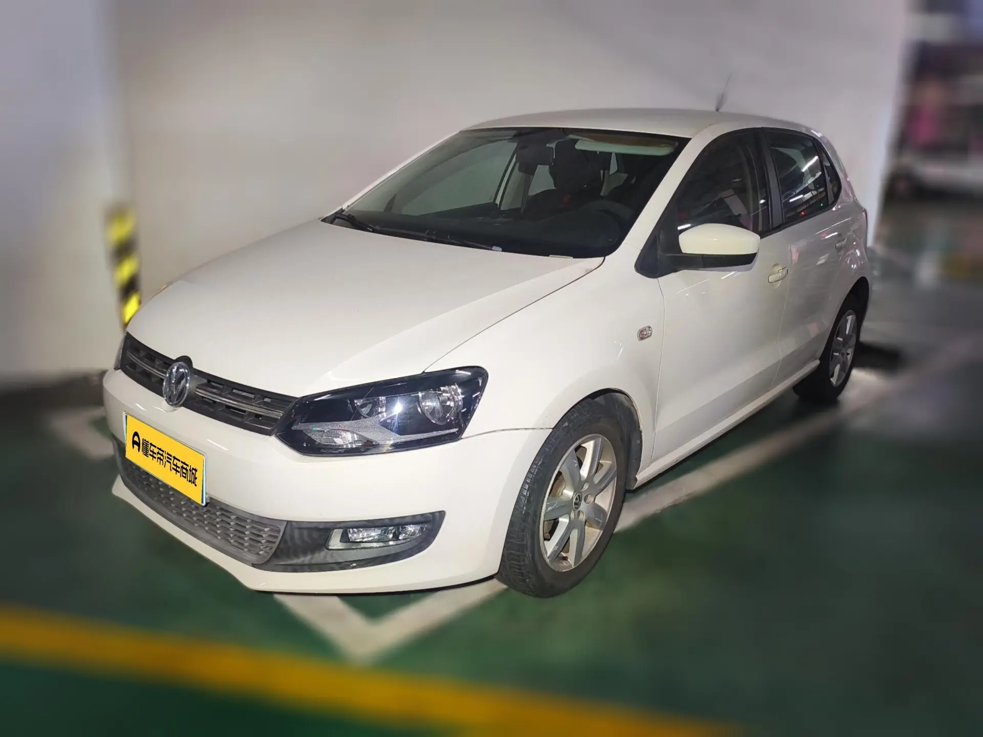 Volkswagen Polo  из Китая