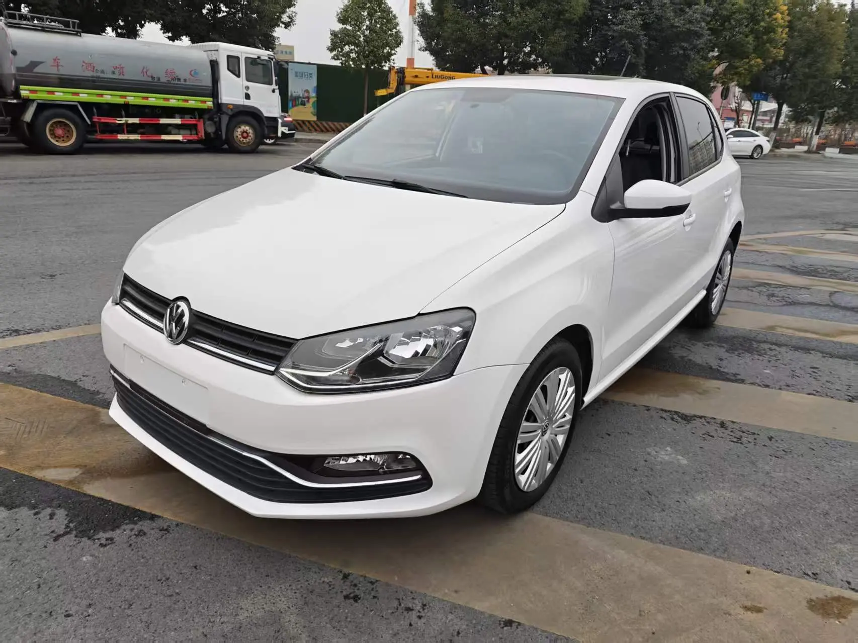 Volkswagen Polo  из Китая