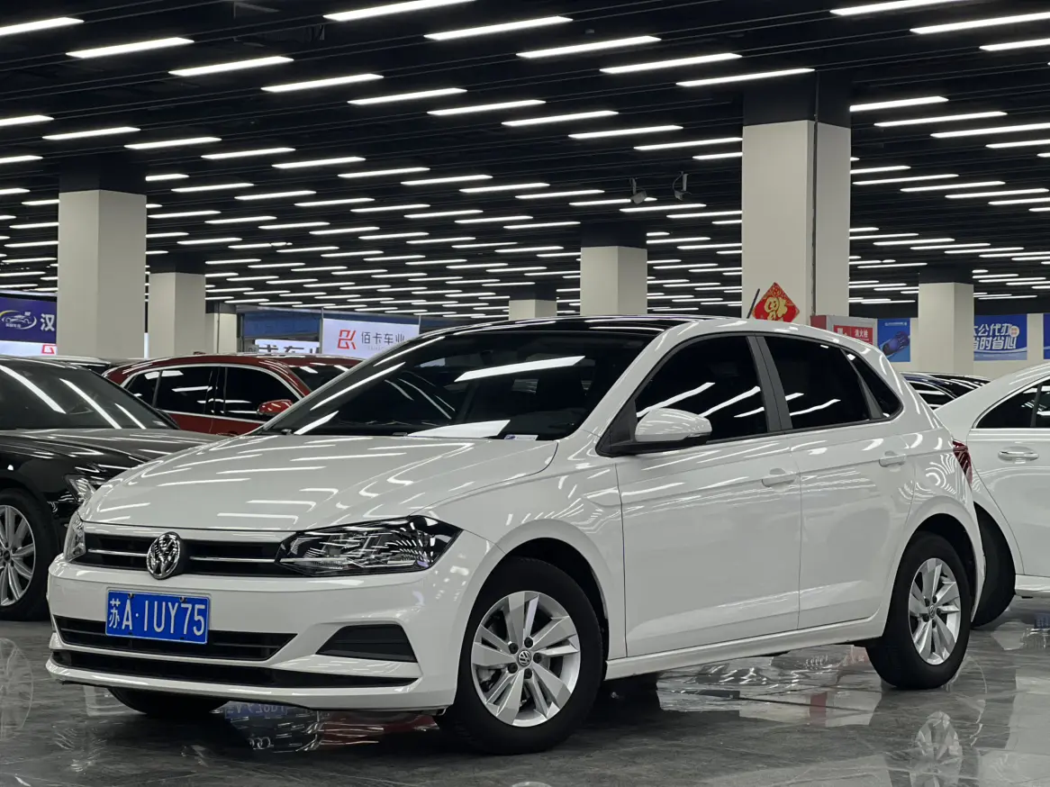 Volkswagen Polo  из Китая