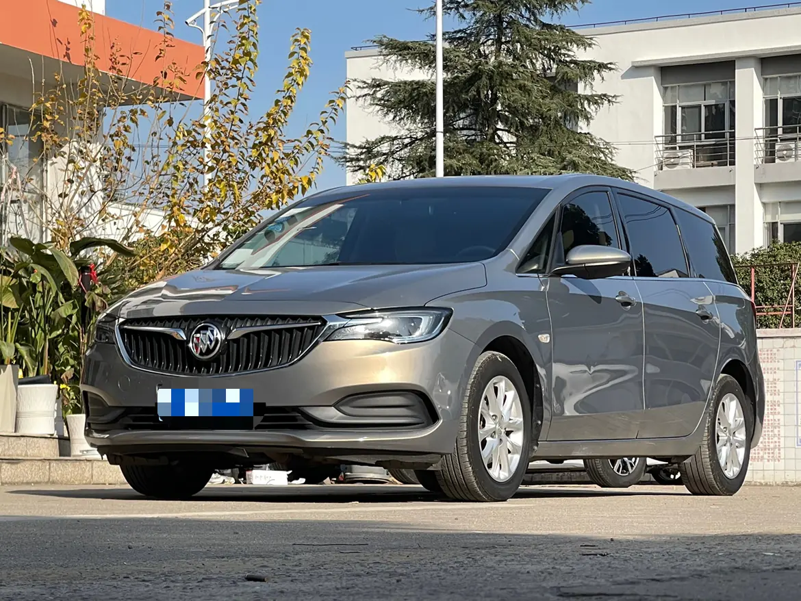 Buick GL6  из Китая