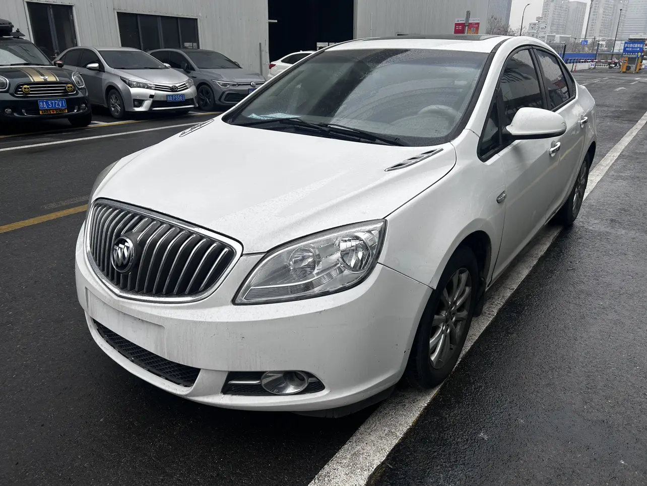Buick Yinglang  из Китая