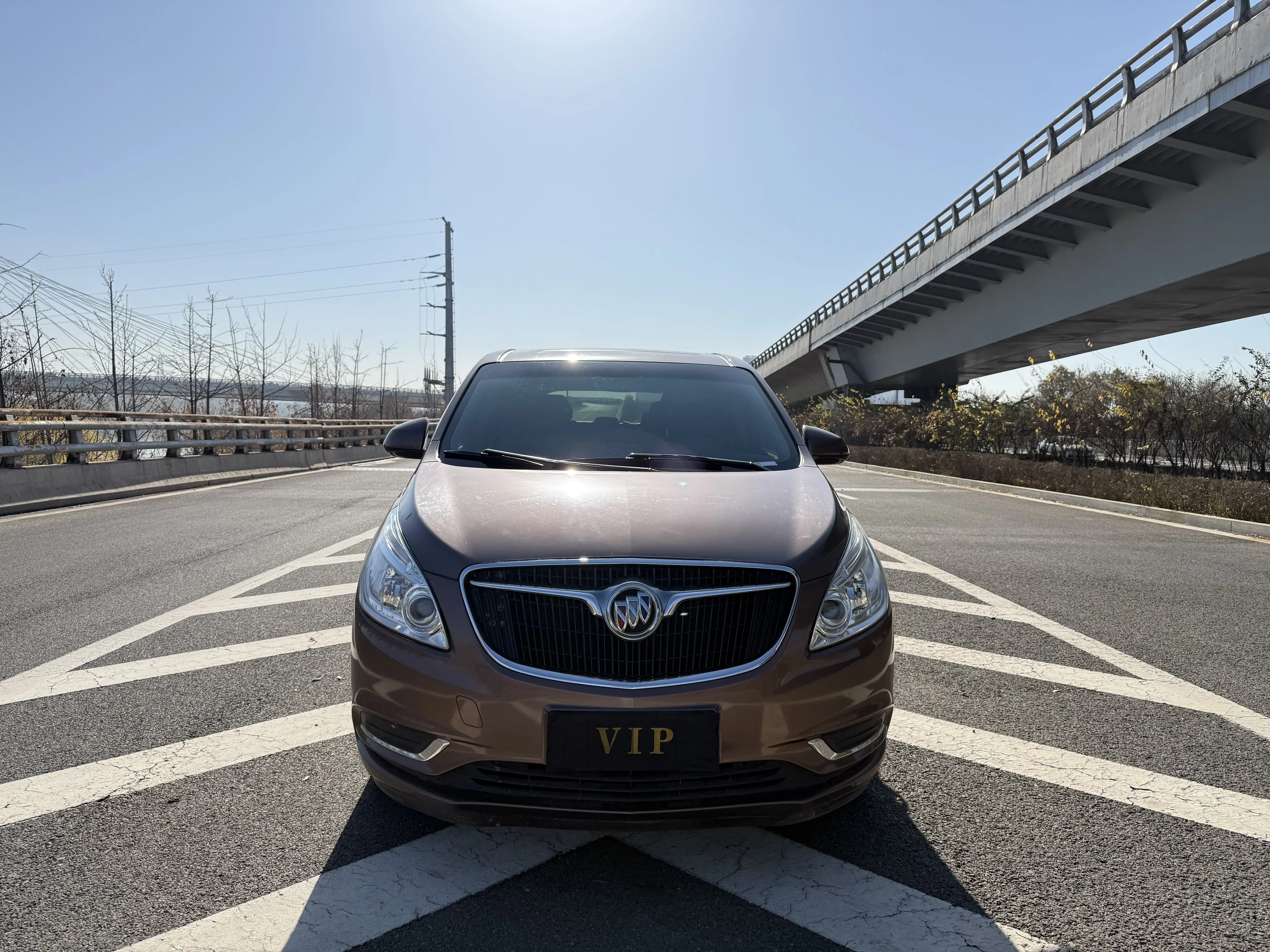 Buick GL8  из Китая